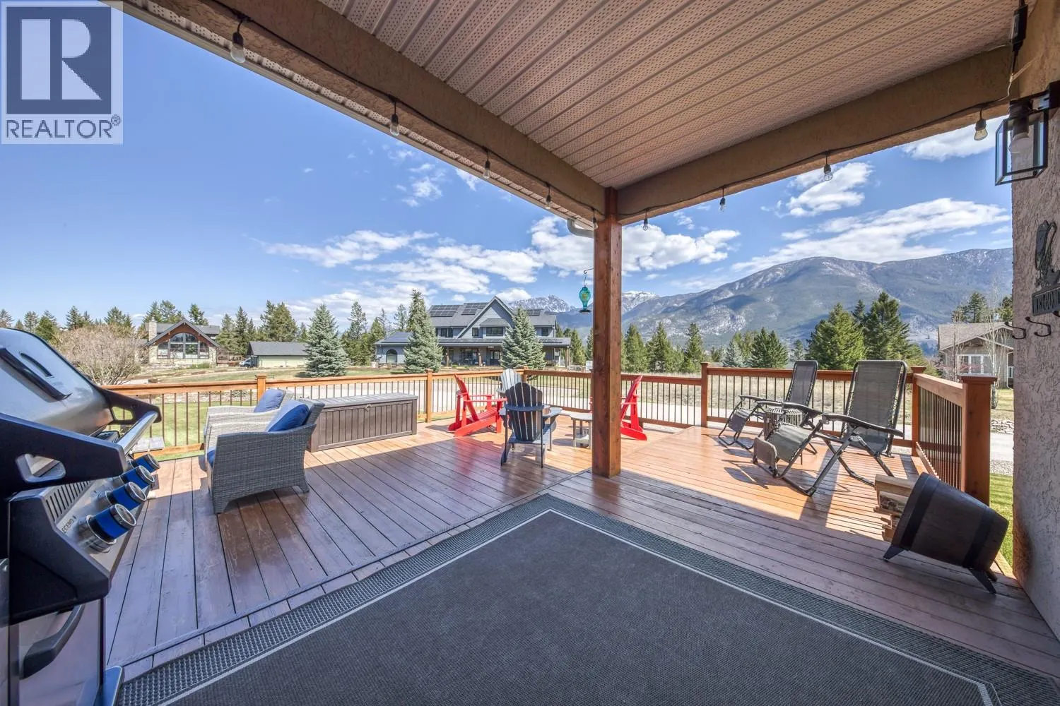4453 Cedar Bay