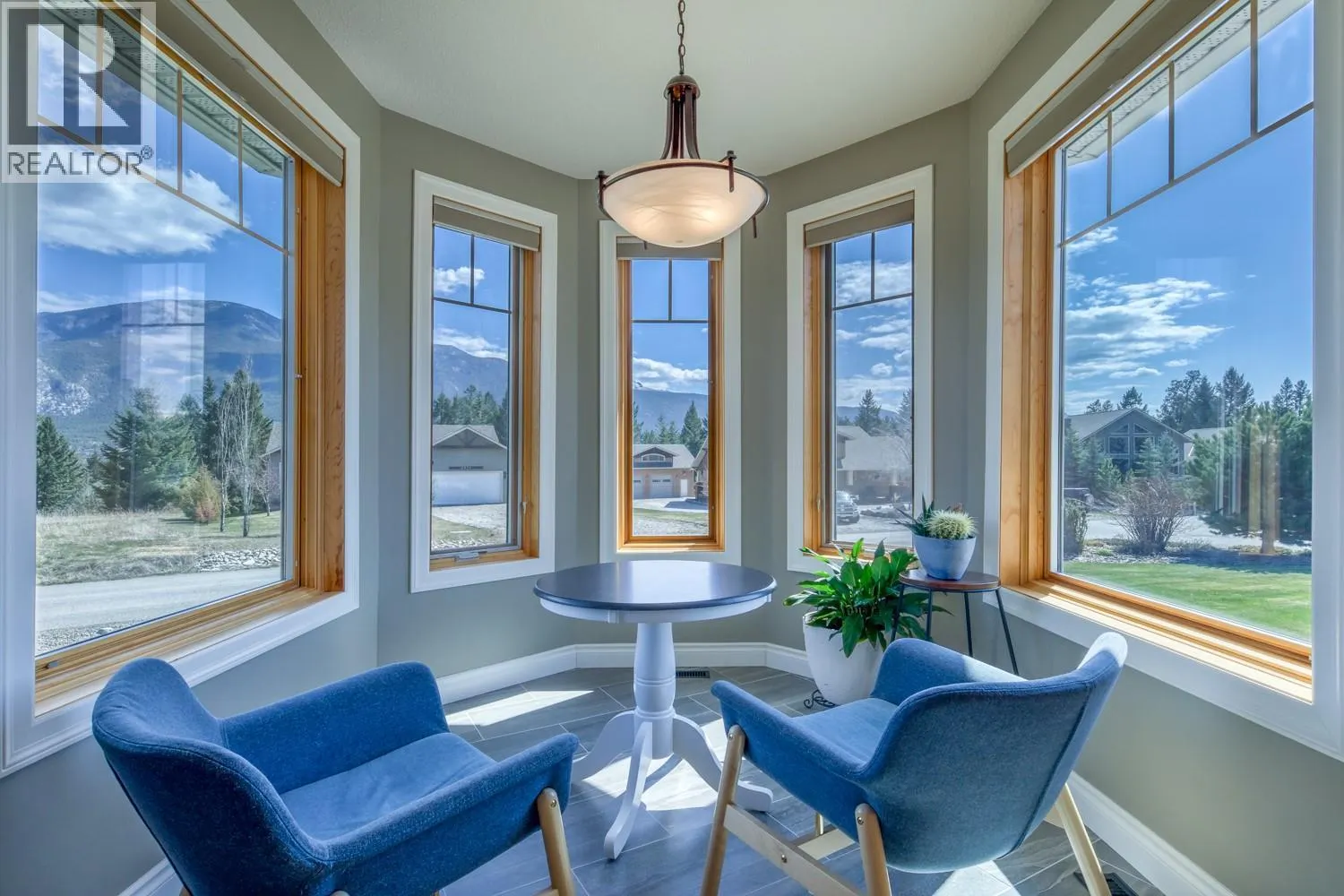 4453 Cedar Bay