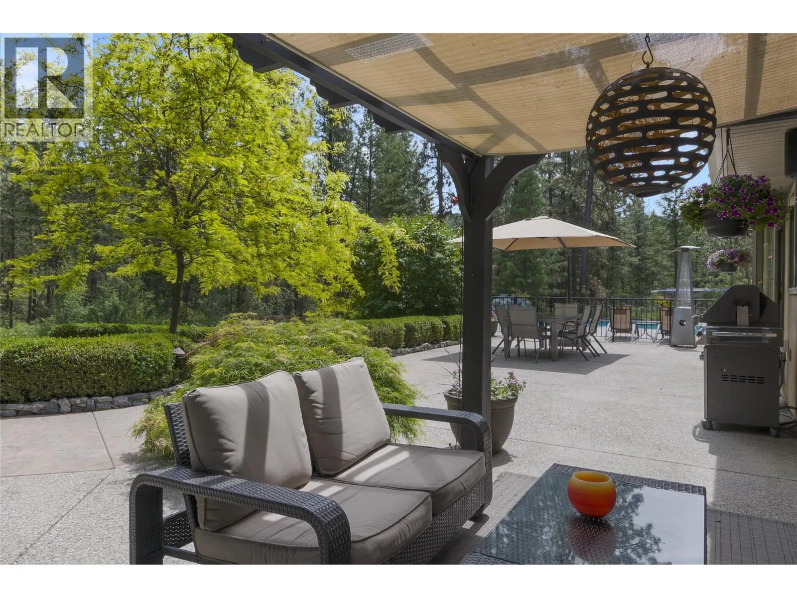 4163 Mahonia Drive S