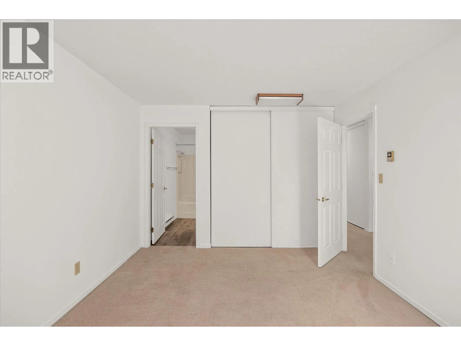 575 Sutherland Avenue Unit# 122