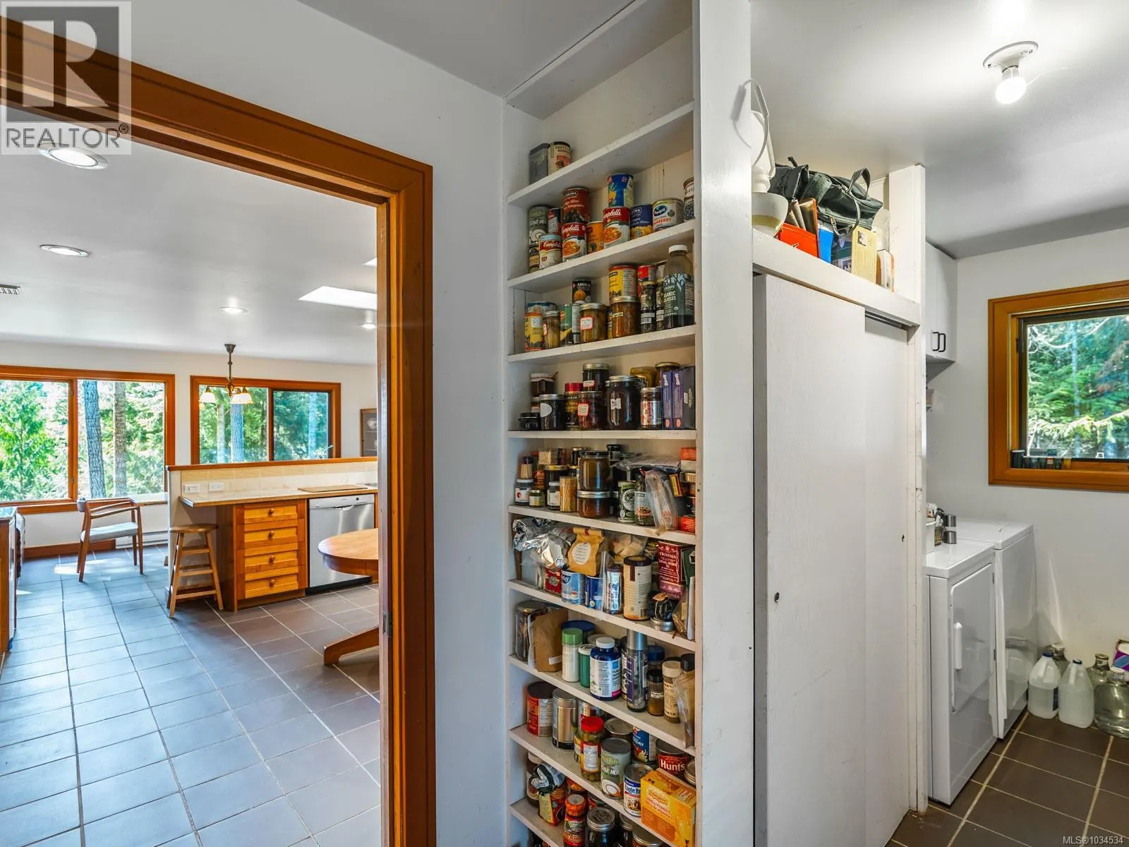 1055 Spider Lake Rd