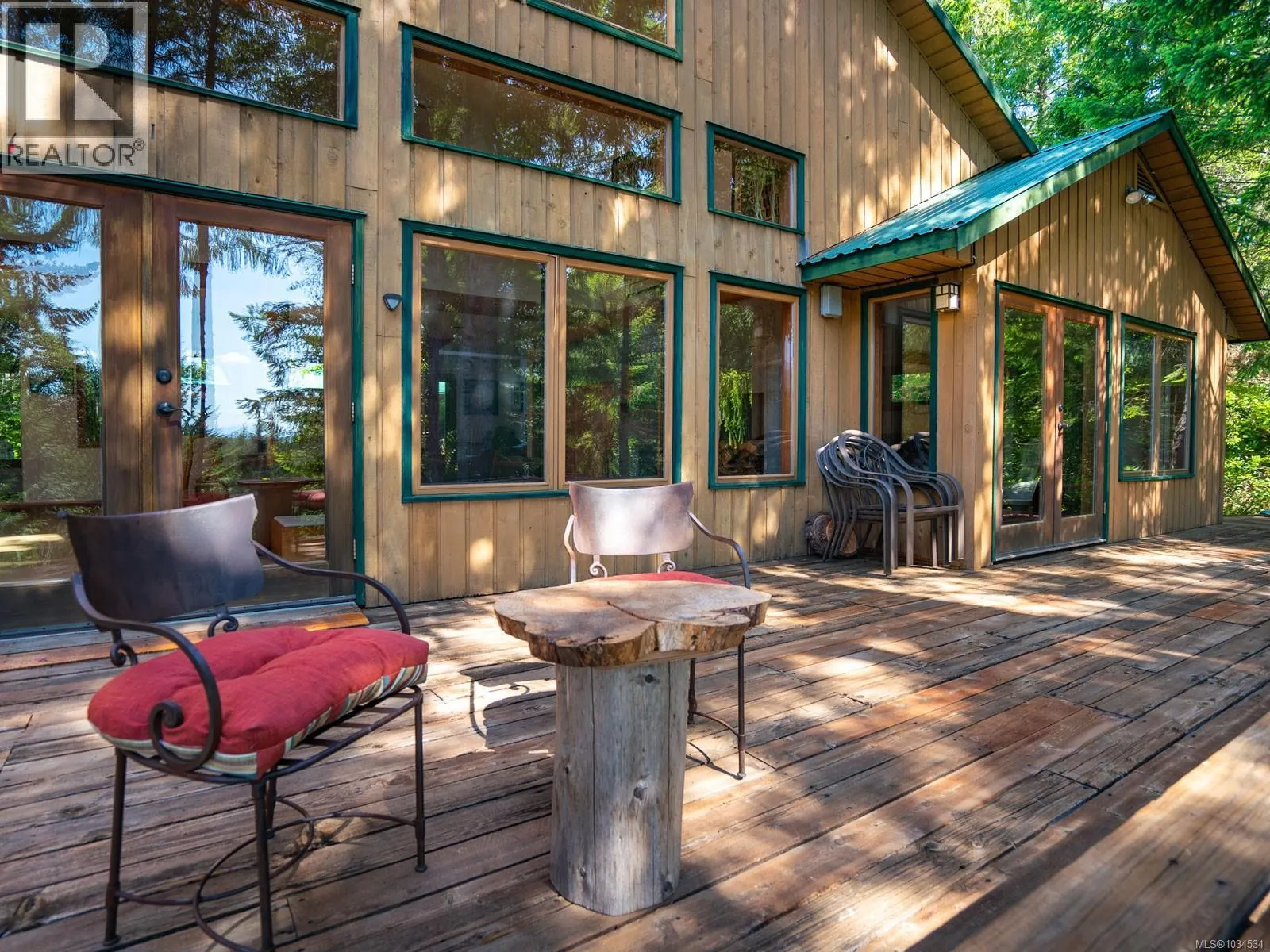 1055 Spider Lake Rd