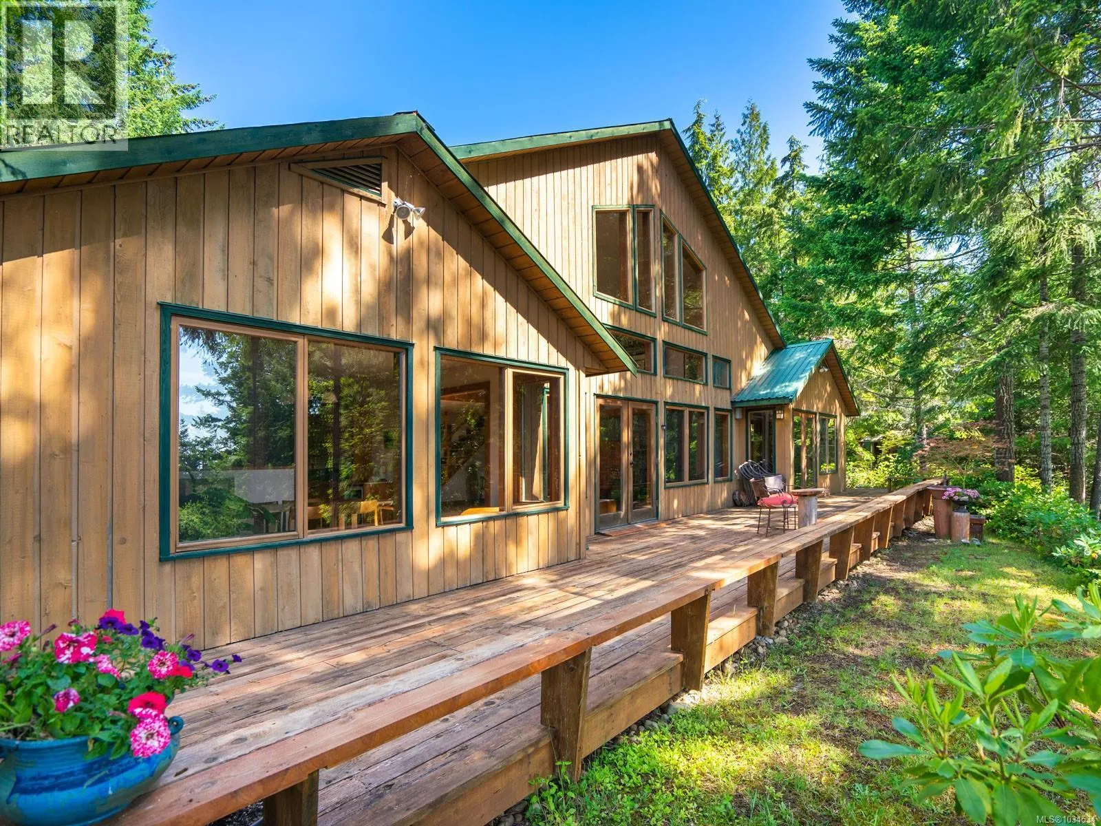 1055 Spider Lake Rd