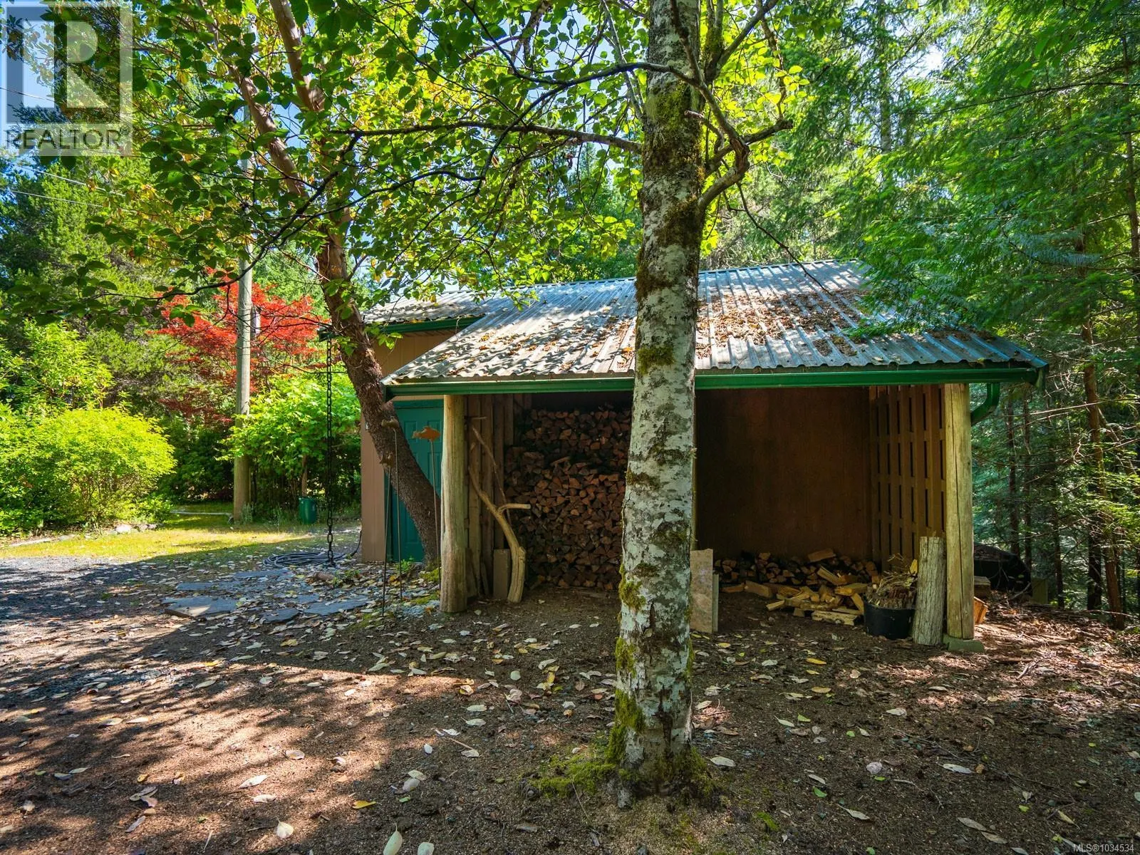 1055 Spider Lake Rd