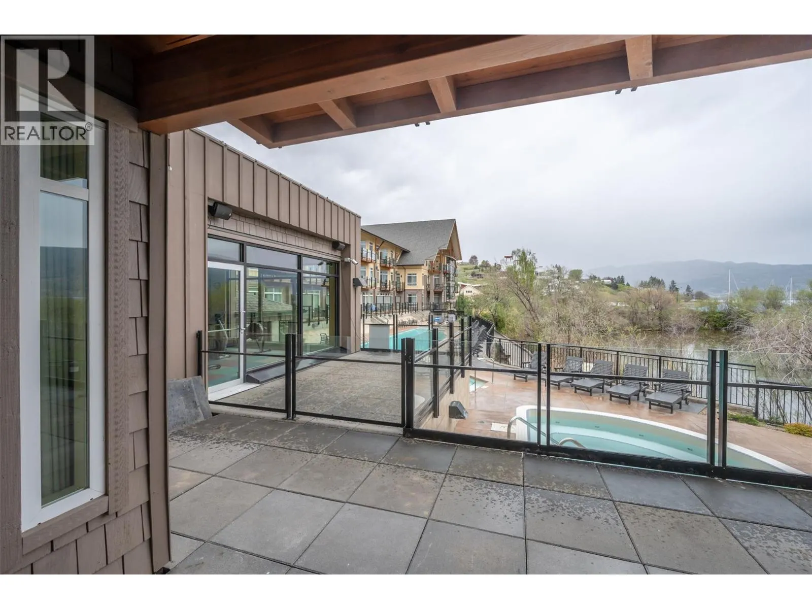 13011 Lakeshore Drive Unit# 105