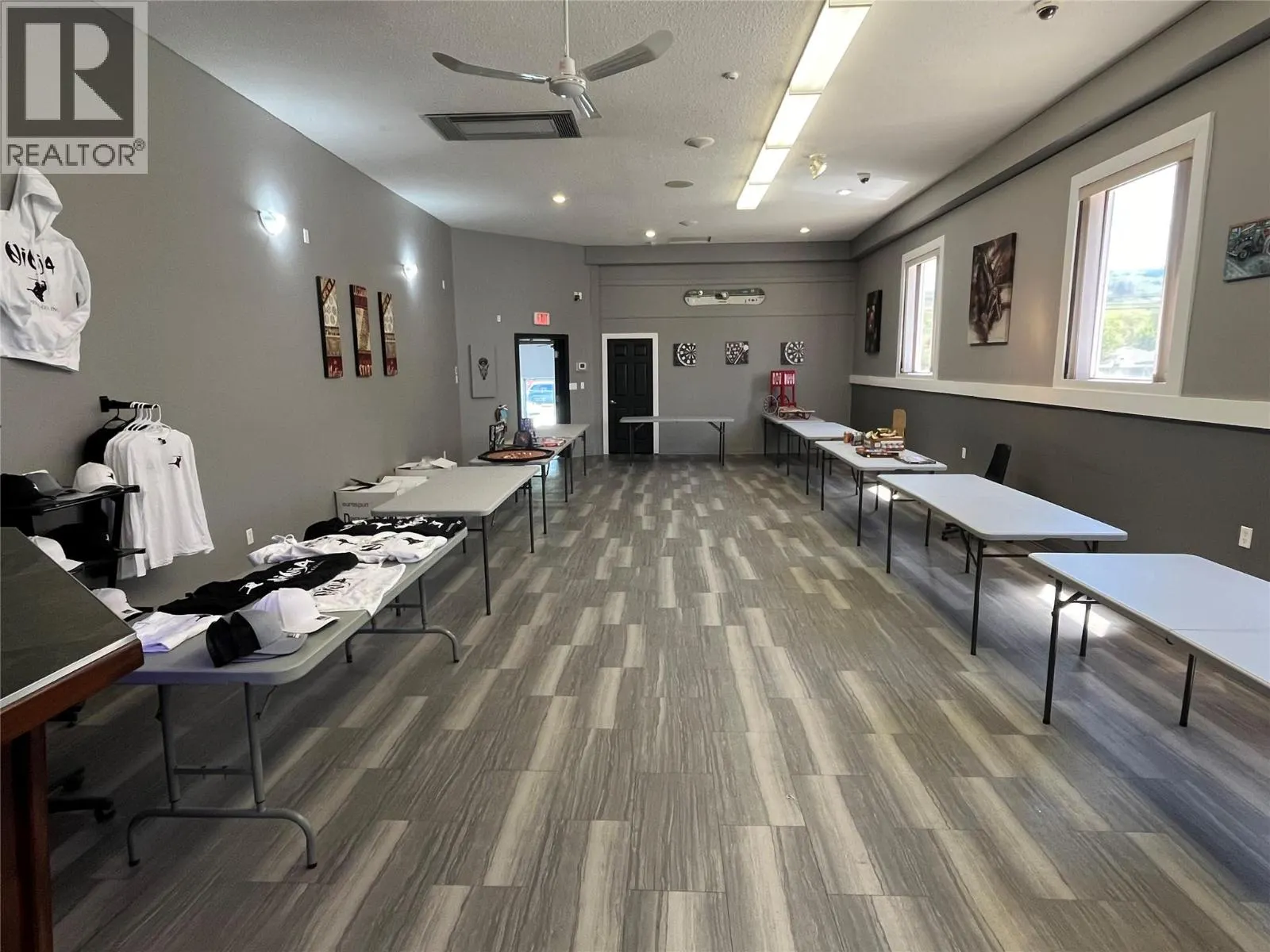 5101 25 Avenue Unit# Main floor