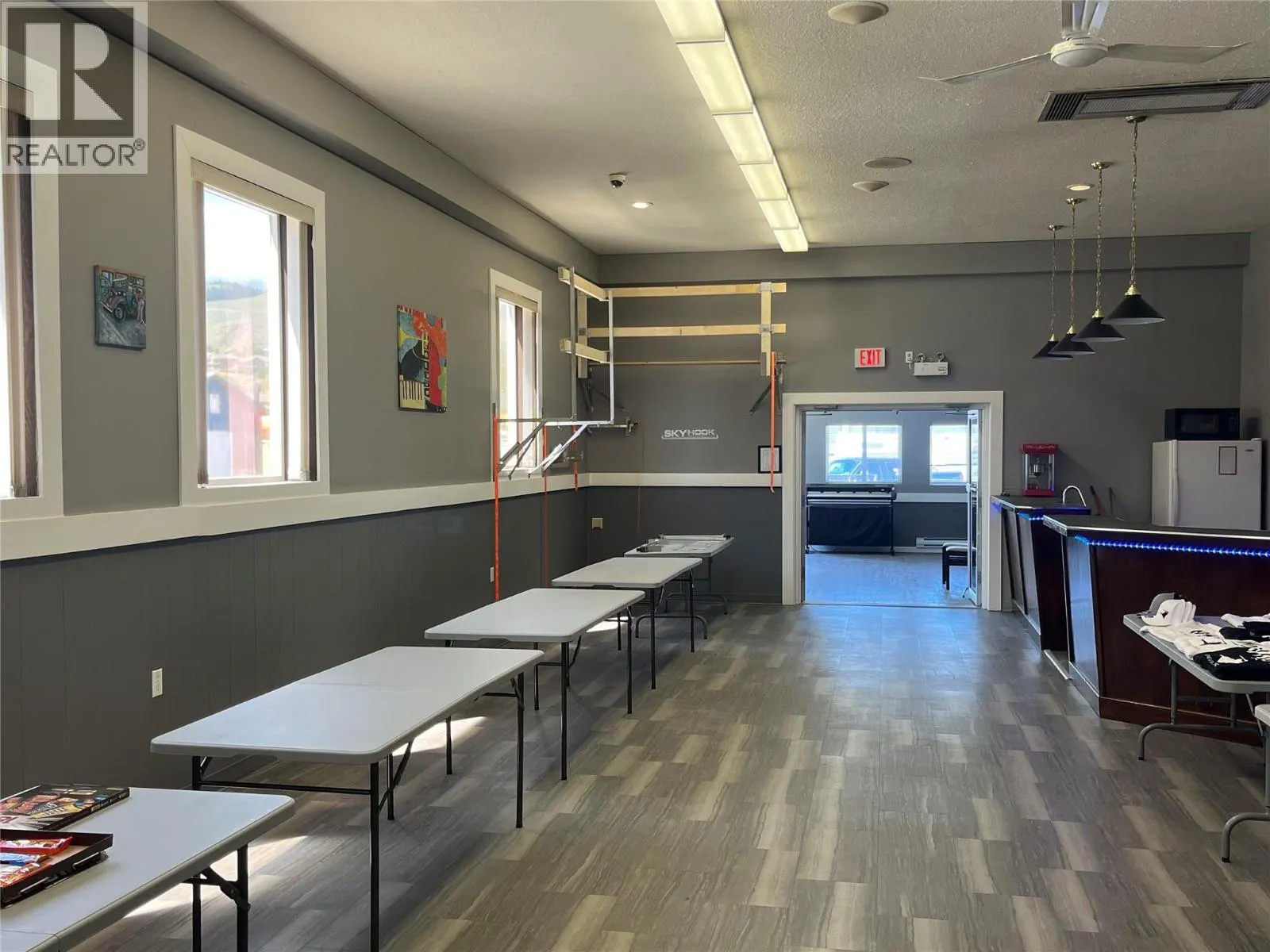 5101 25 Avenue Unit# Main floor