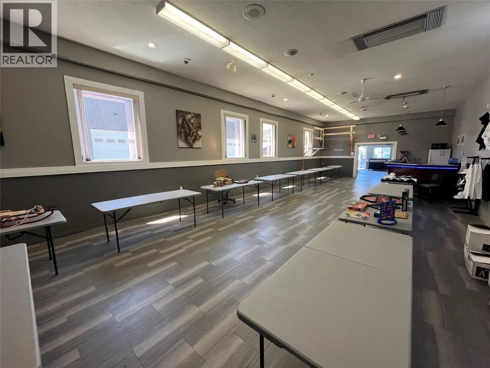 5101 25 Avenue Unit# Main floor