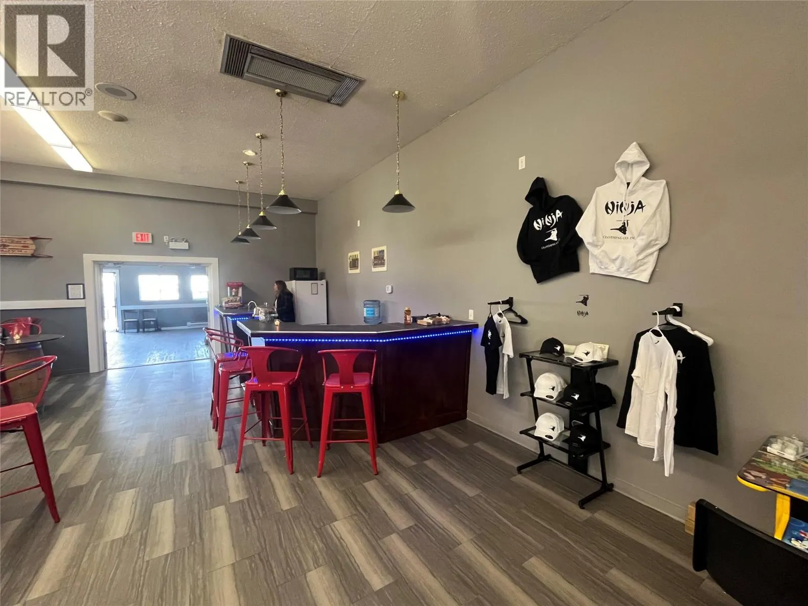 5101 25 Avenue Unit# Main floor