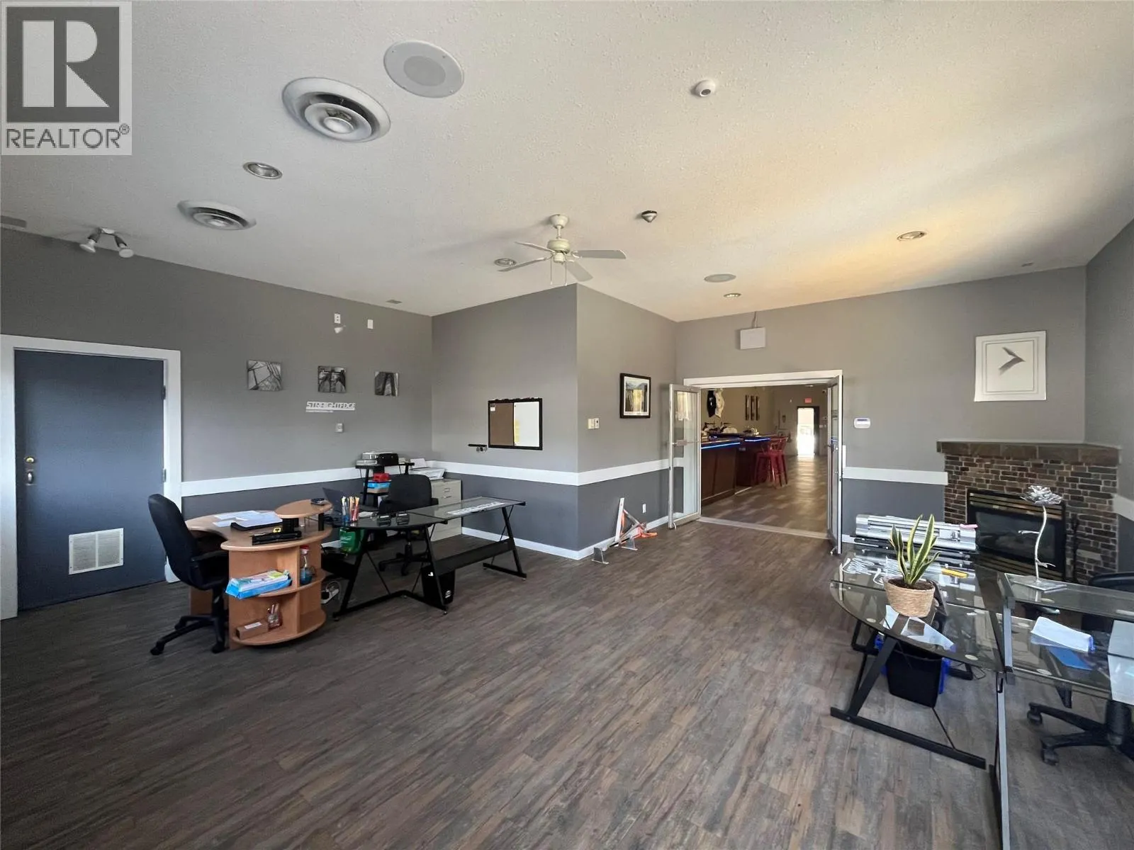 5101 25 Avenue Unit# Main floor