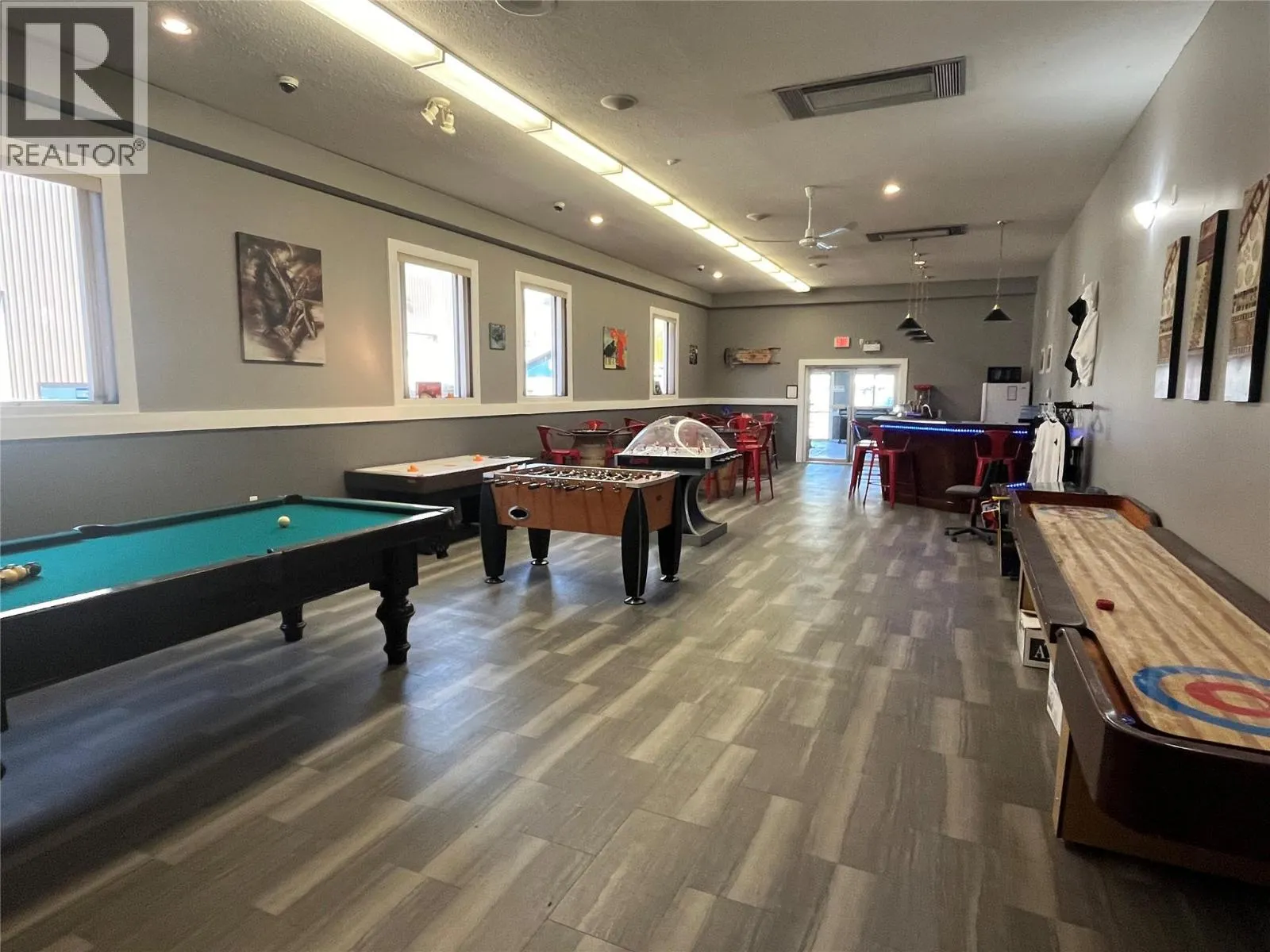 5101 25 Avenue Unit# Main floor