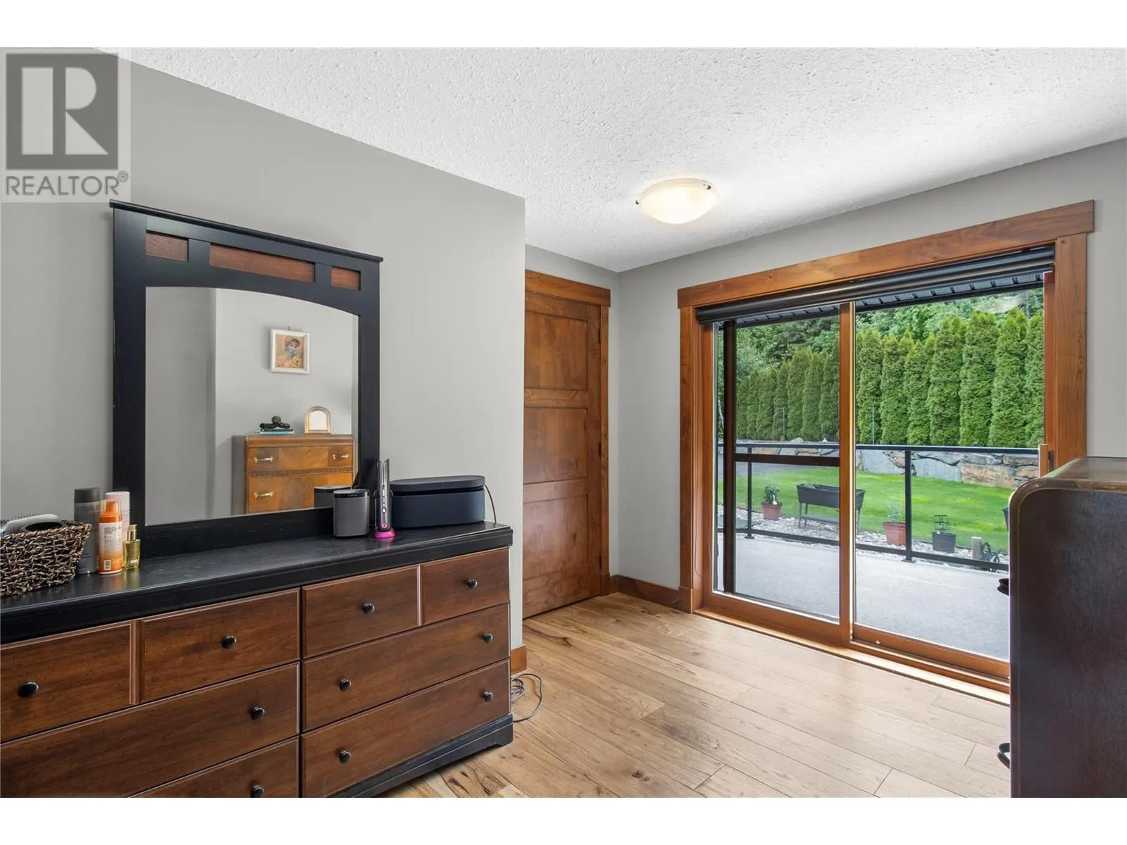 2609 Eagle Bay Road