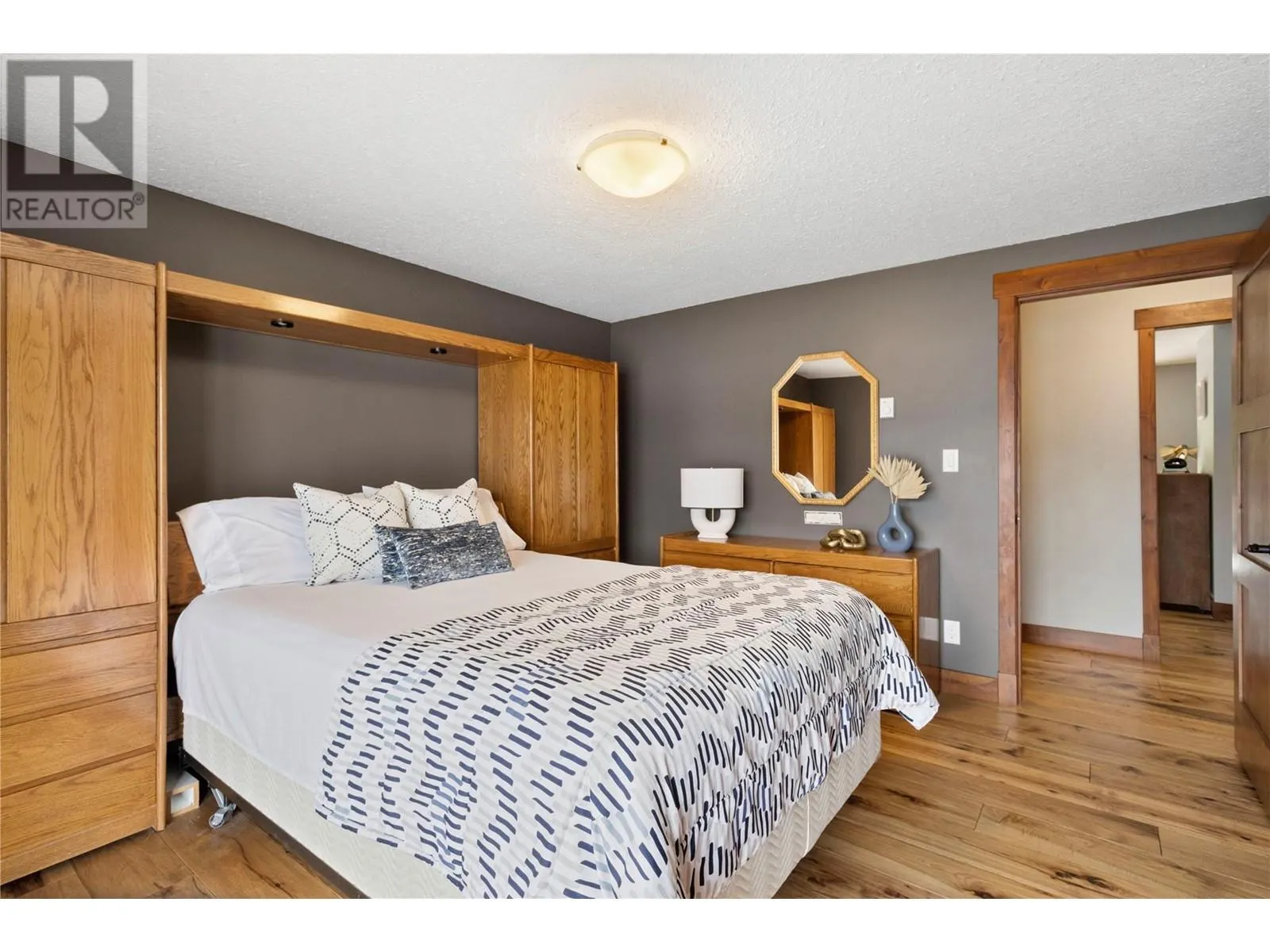 2609 Eagle Bay Road