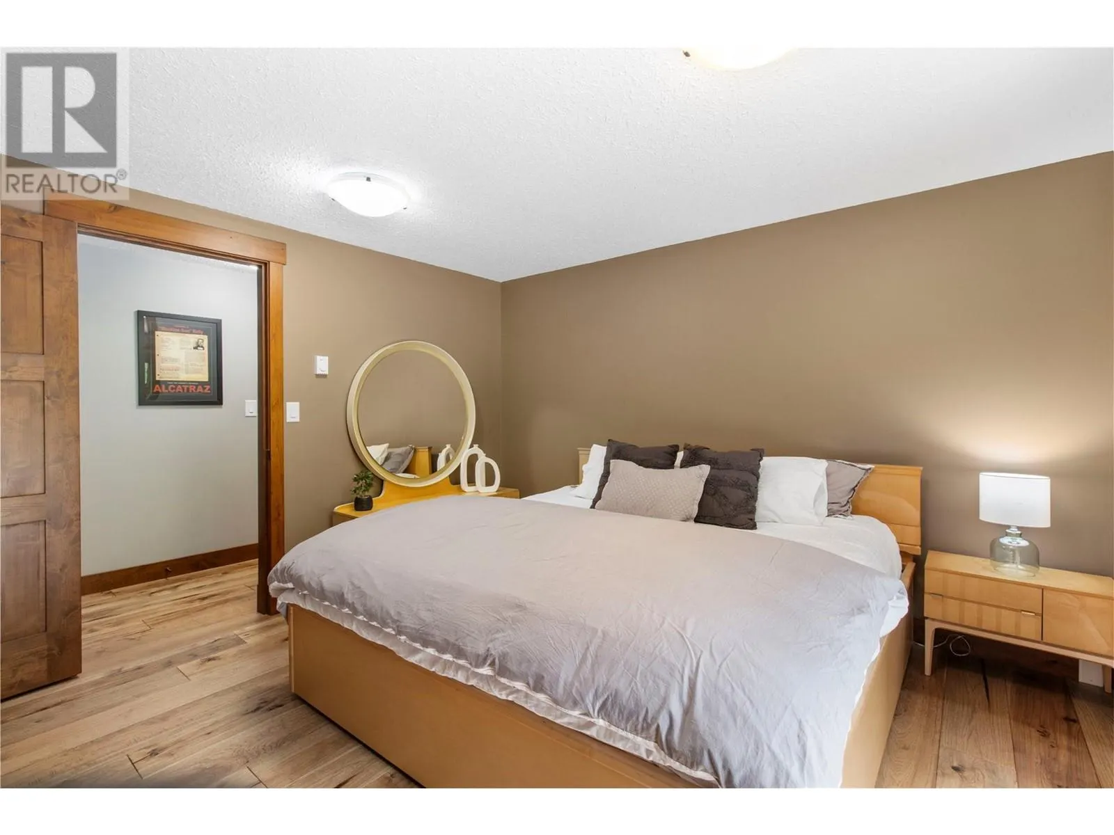 2609 Eagle Bay Road