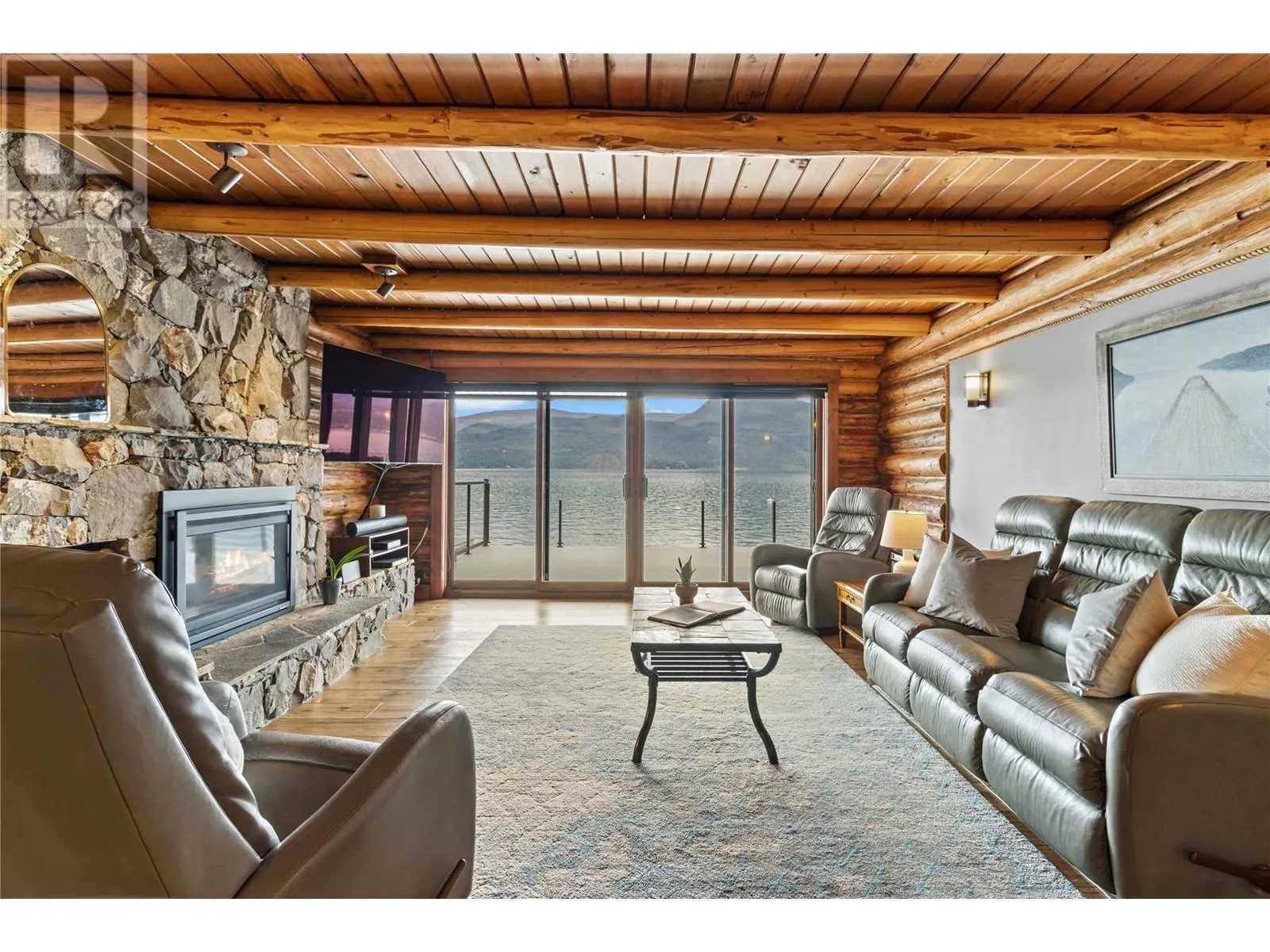 2609 Eagle Bay Road