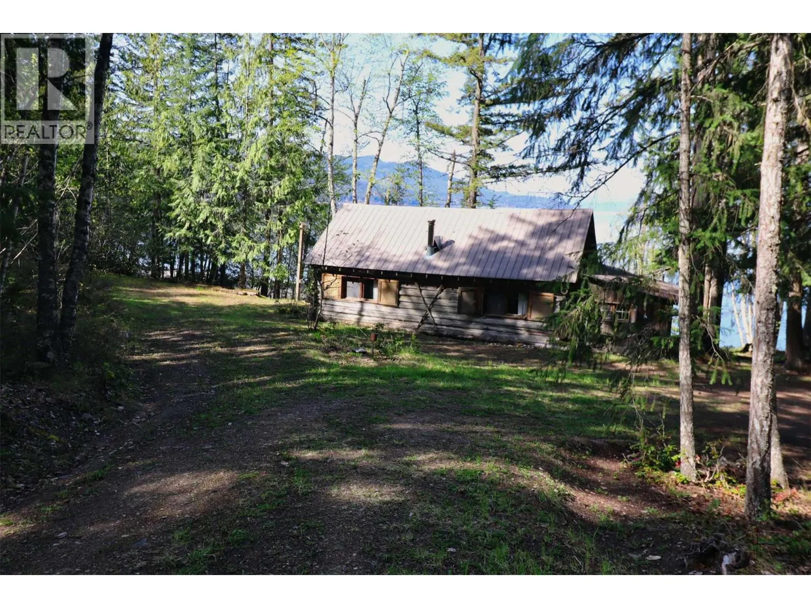 6111 & 6135 Eagle Bay Road
