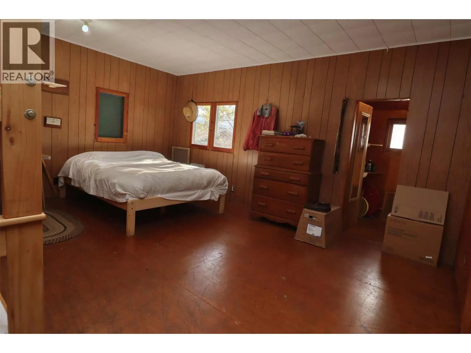 6111 & 6135 Eagle Bay Road