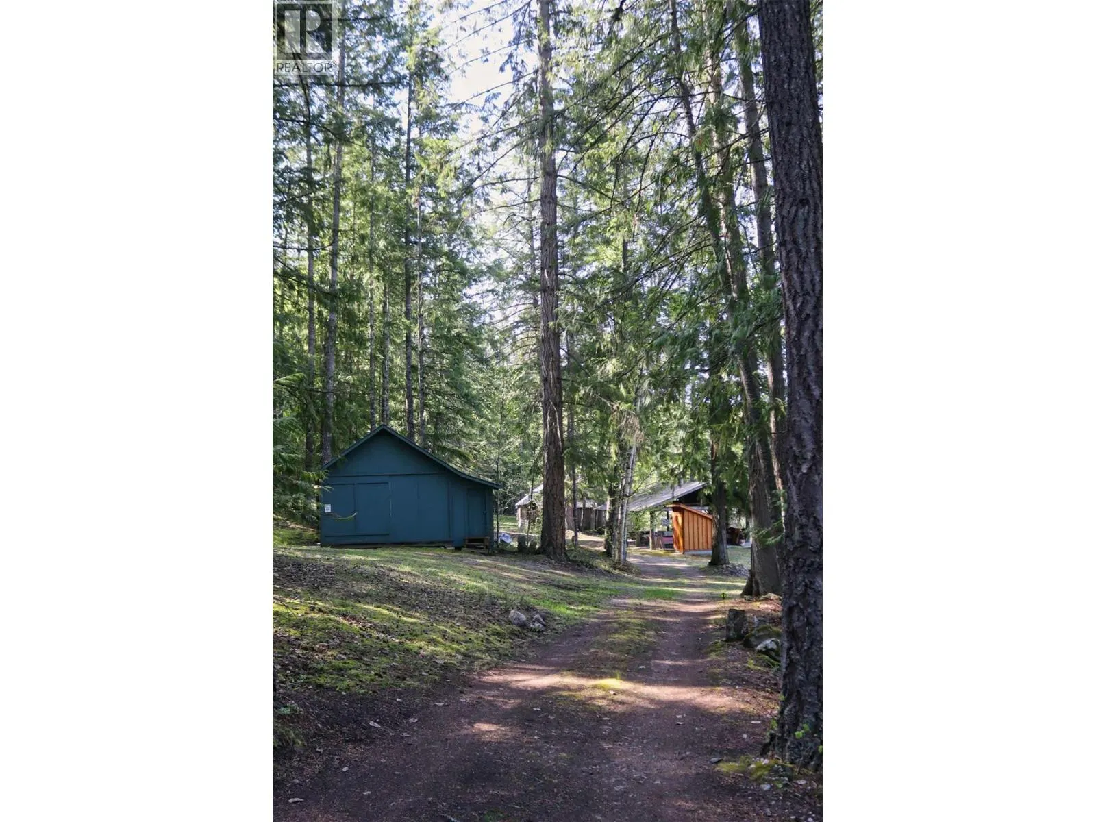 6111 & 6135 Eagle Bay Road