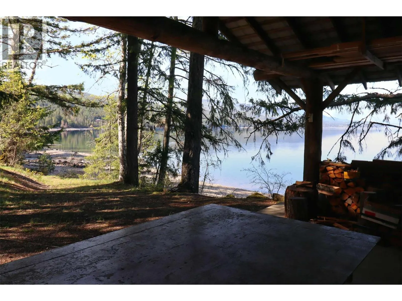 6111 & 6135 Eagle Bay Road