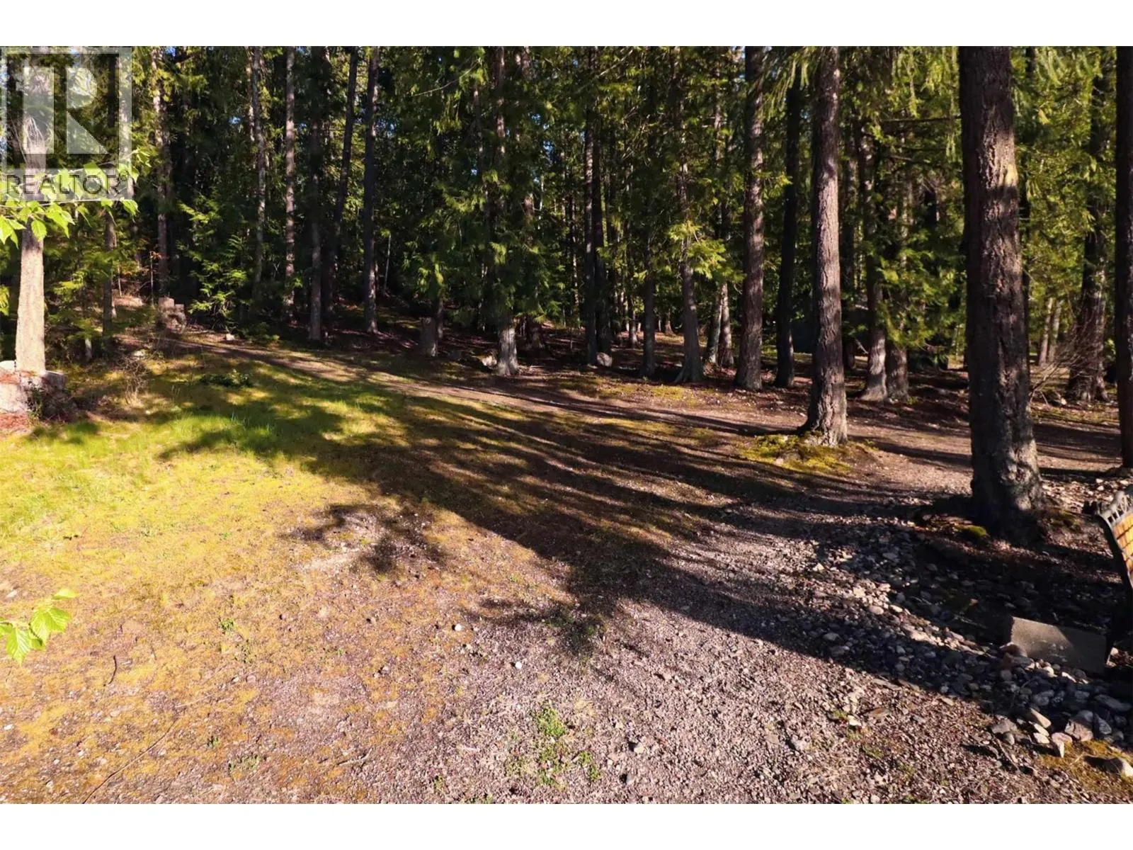 6111 & 6135 Eagle Bay Road
