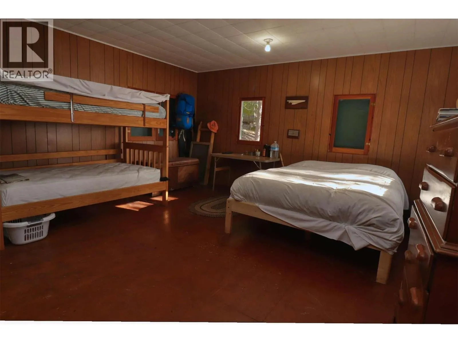6111 & 6135 Eagle Bay Road