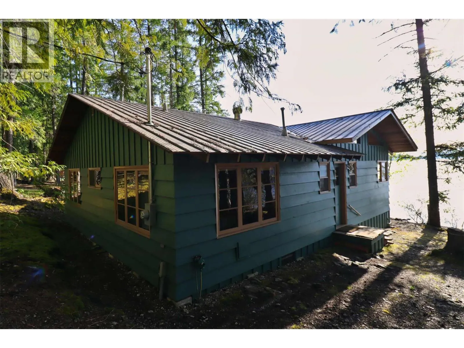 6111 & 6135 Eagle Bay Road