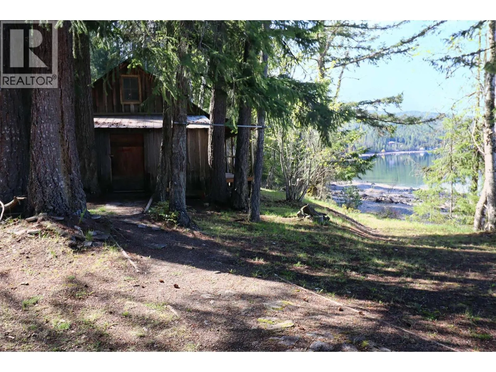 6111 & 6135 Eagle Bay Road