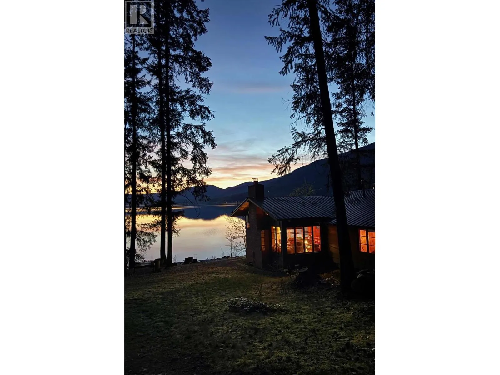 6111 & 6135 Eagle Bay Road