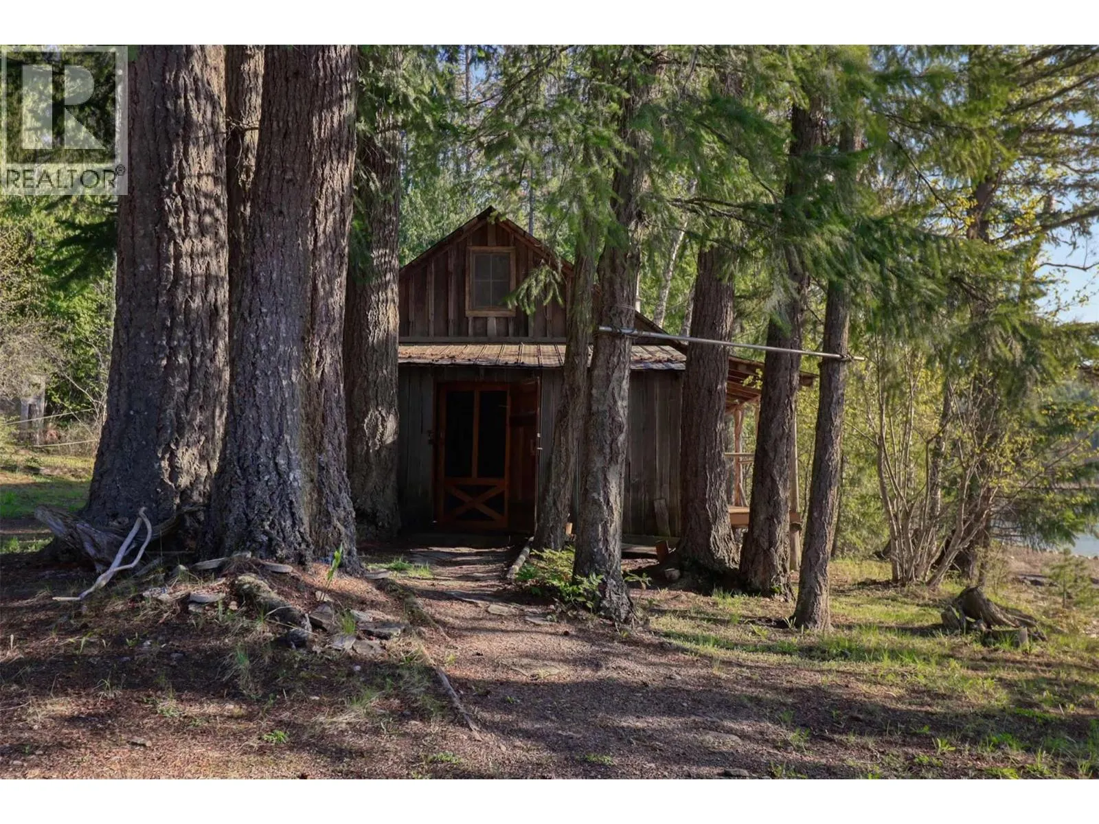 6111 & 6135 Eagle Bay Road