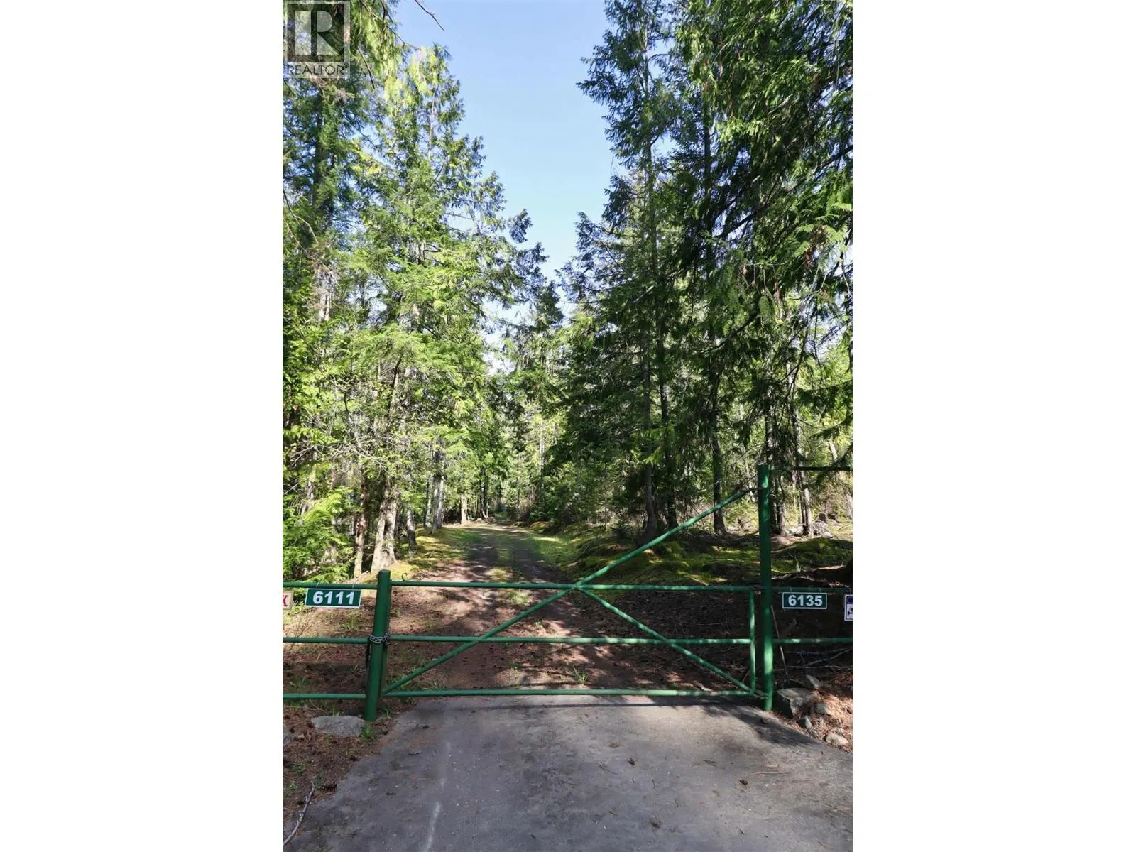 6111 & 6135 Eagle Bay Road