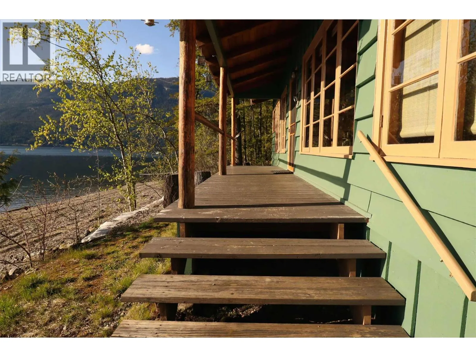 6111 & 6135 Eagle Bay Road