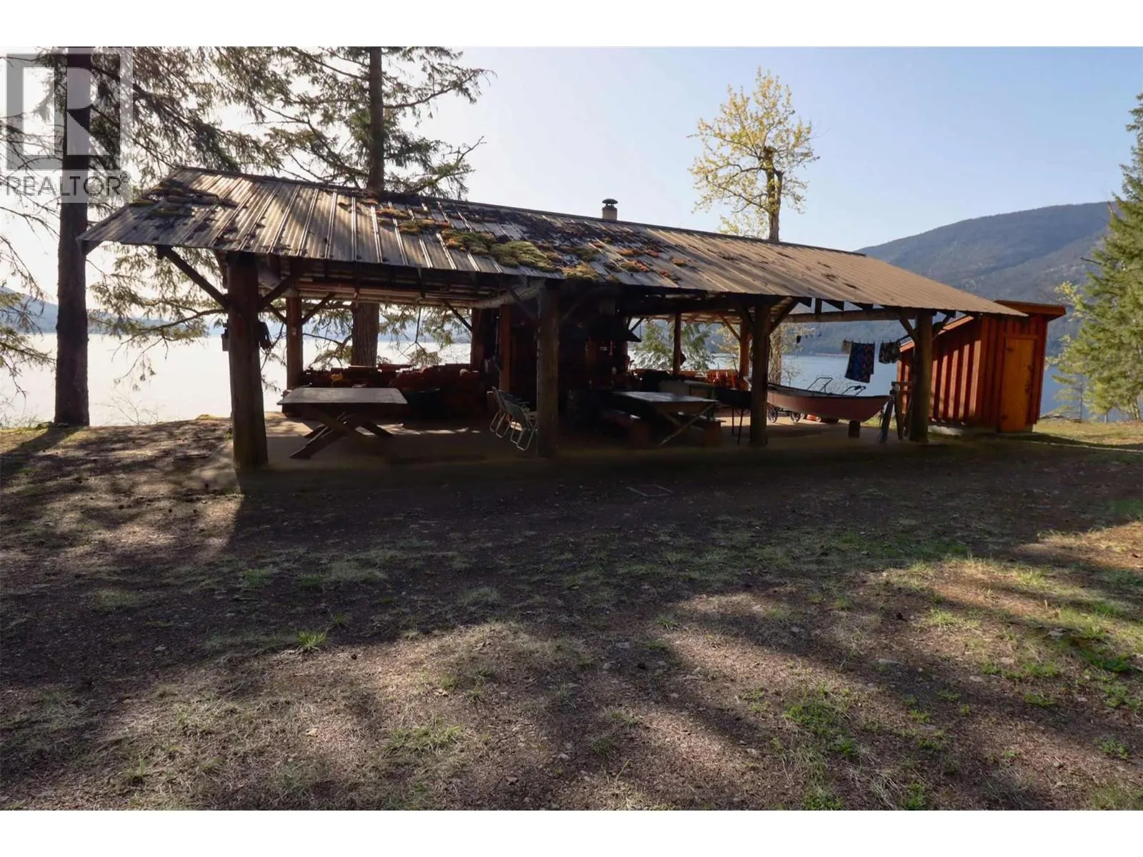 6111 & 6135 Eagle Bay Road