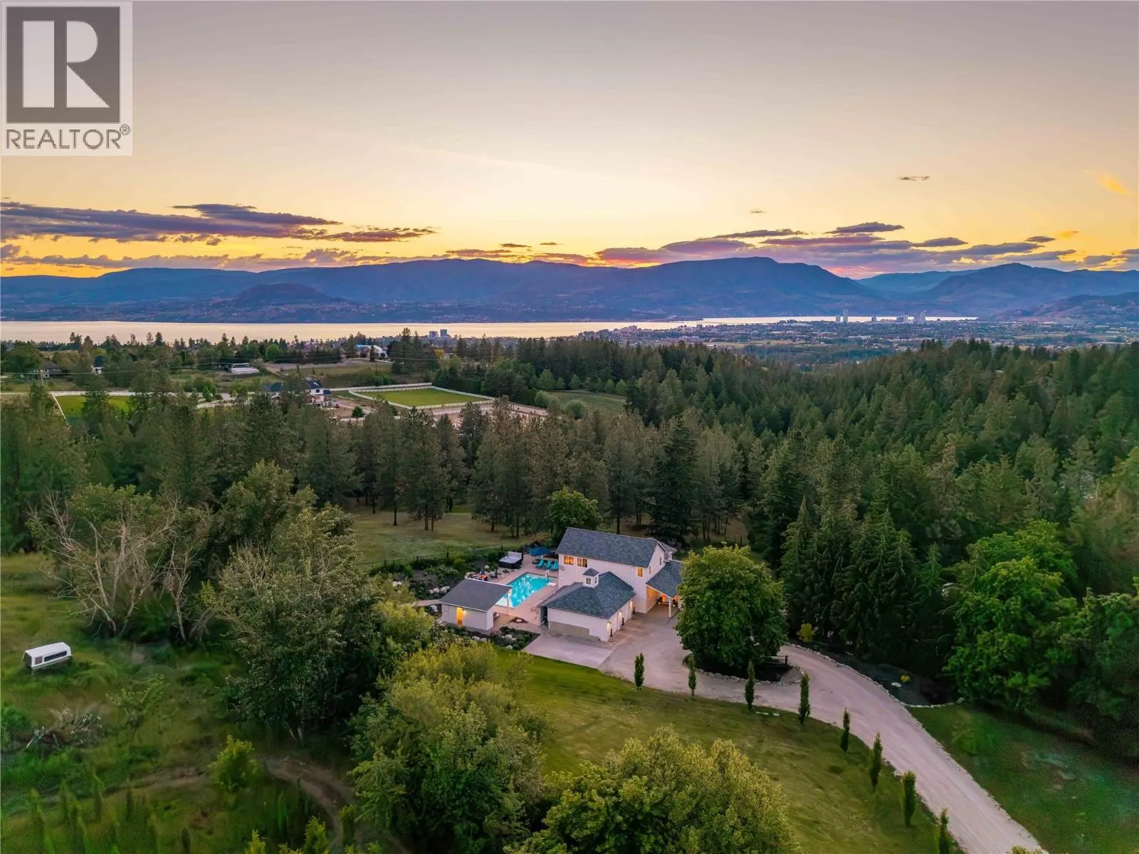2376 Saucier Road