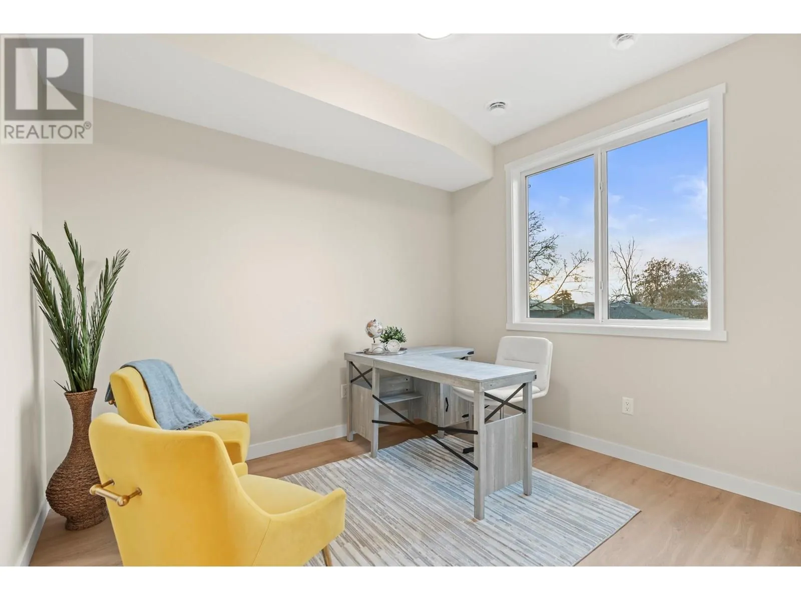 3907 26 Street Unit# 2