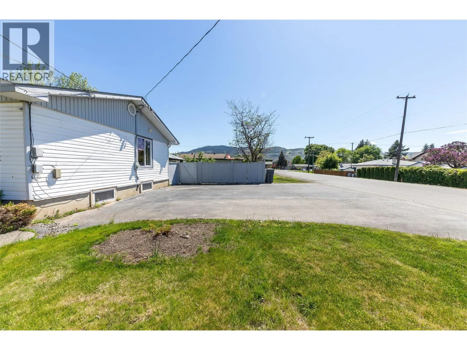 2275 Bonnie Place