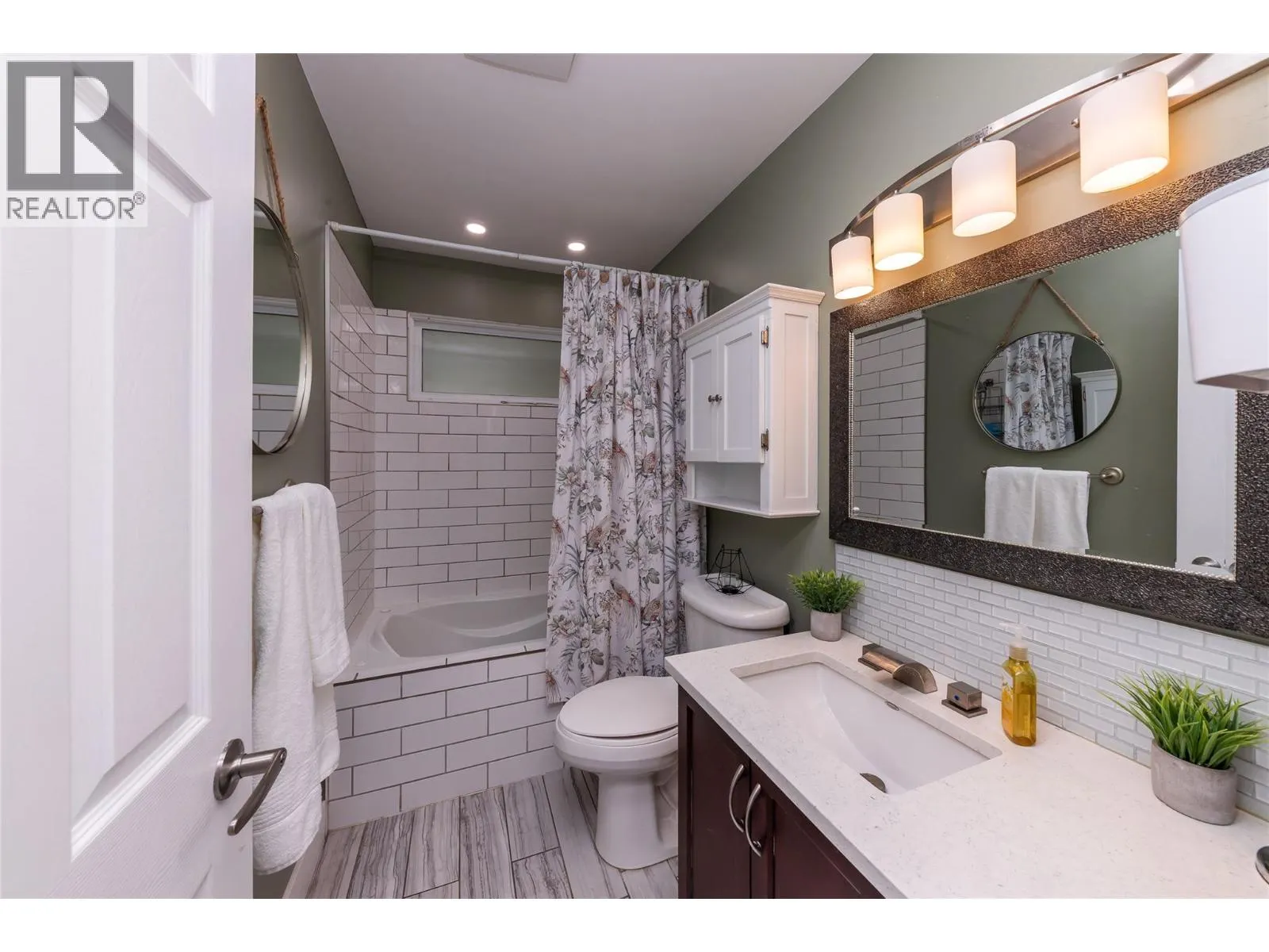 2275 Bonnie Place