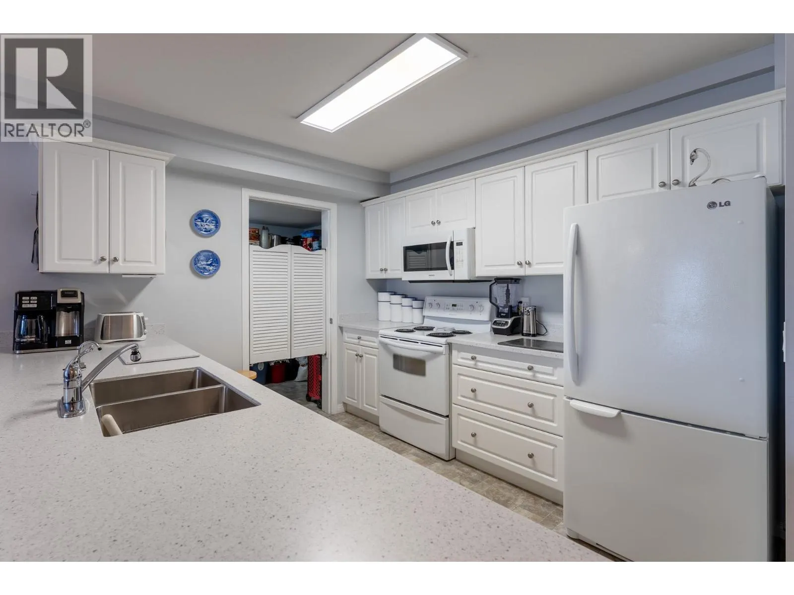 710 Rutland Road N Unit# 203