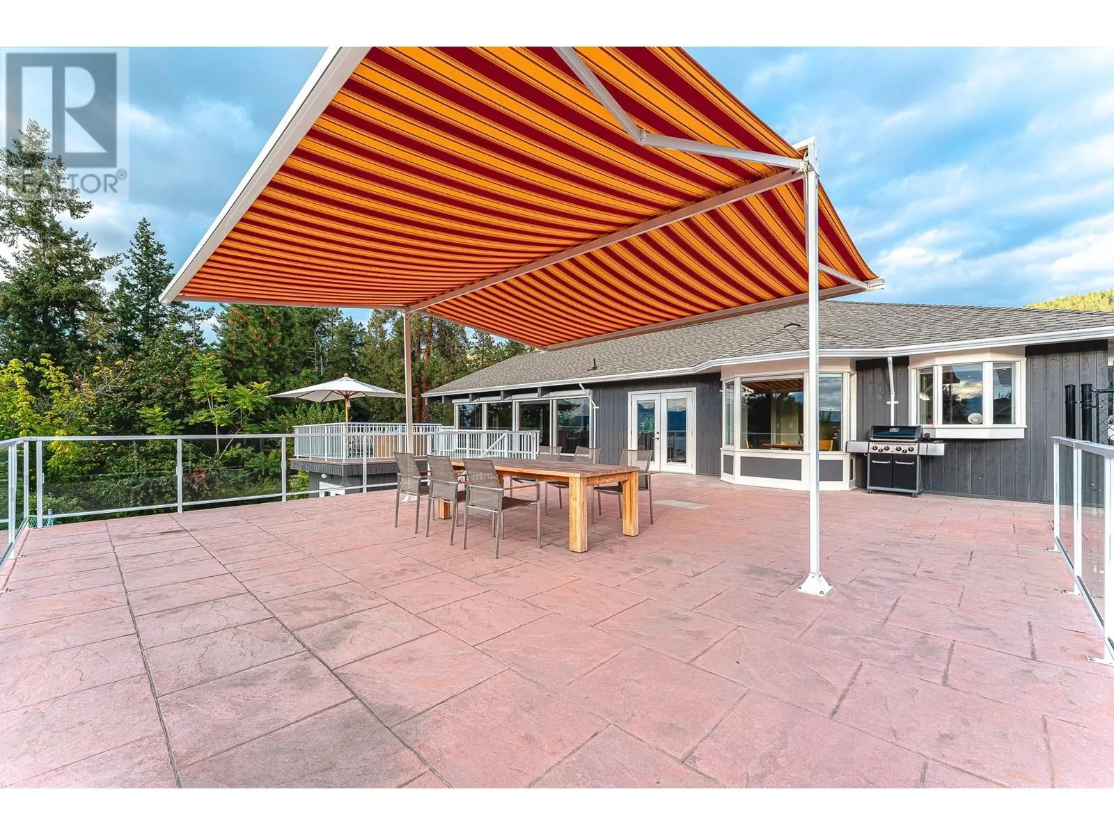 3029 Spruce Drive