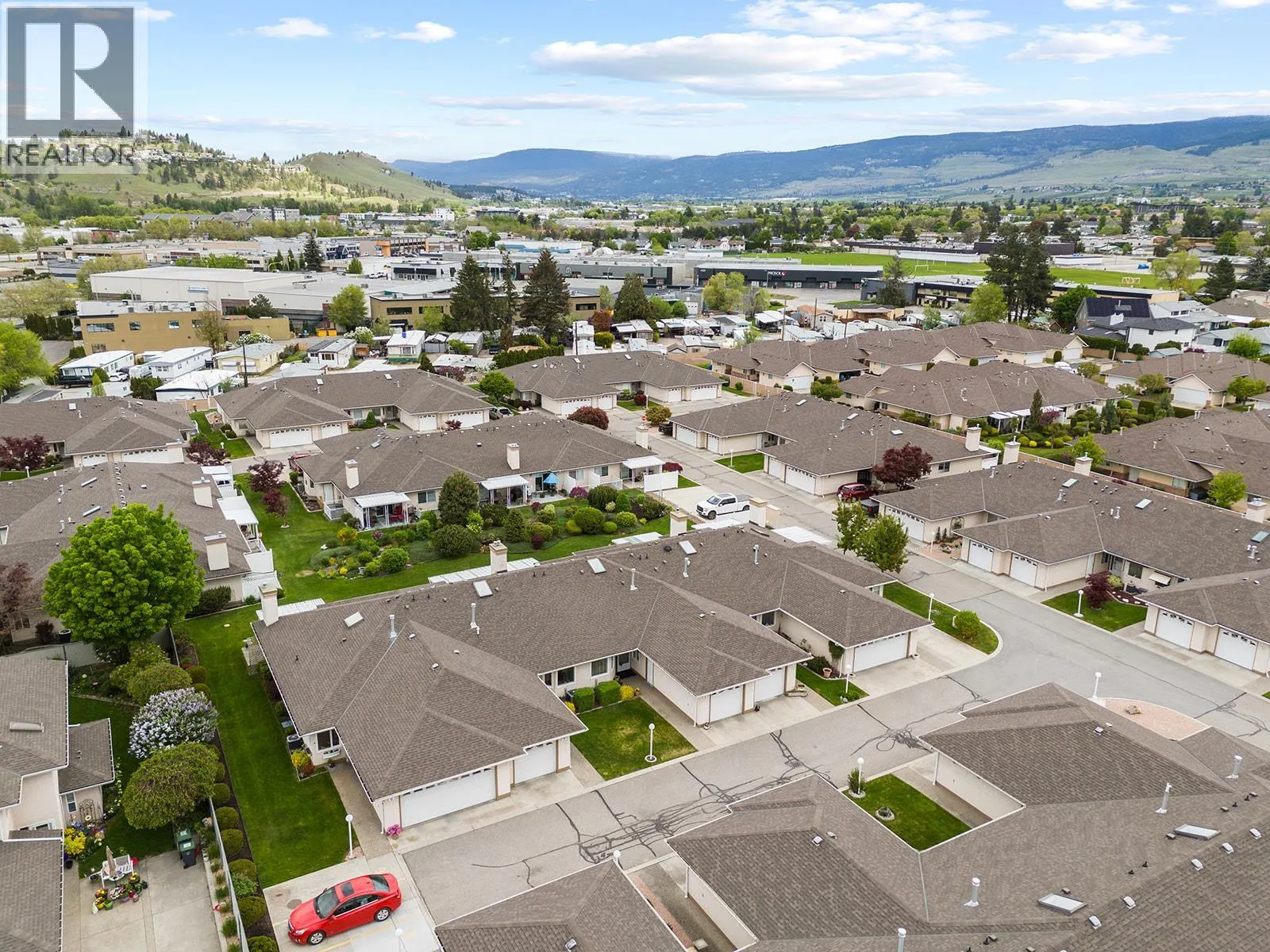1874 Parkview Crescent Unit# 7