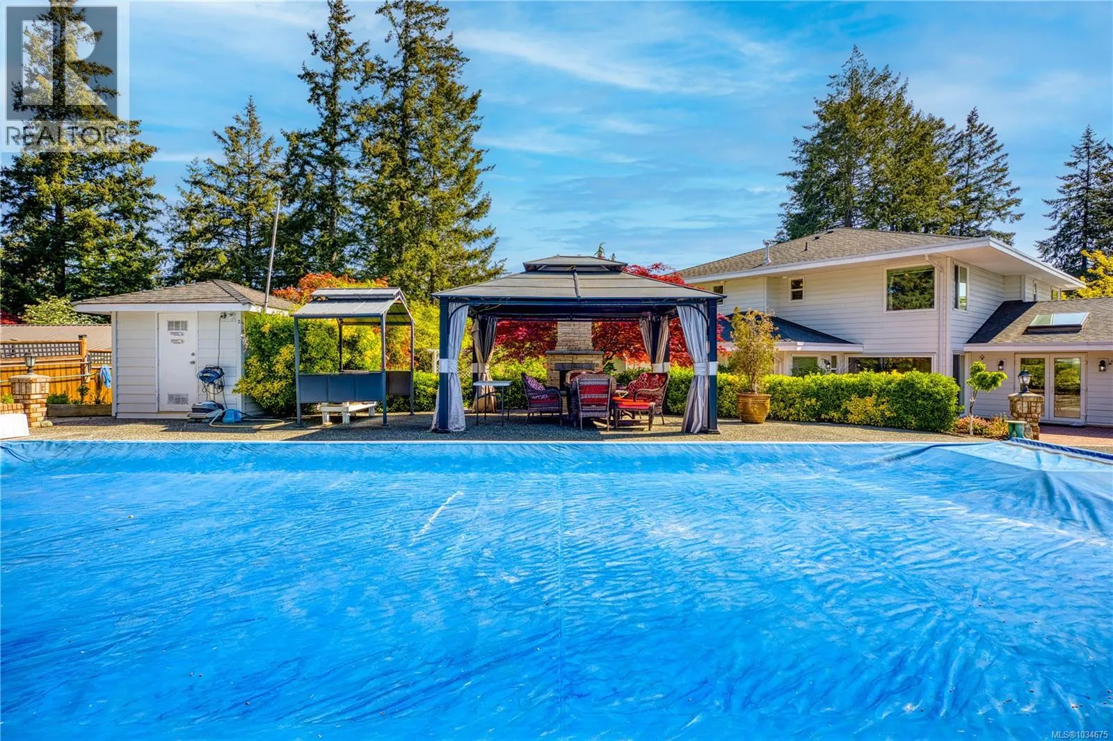 2315 Departure Bay Rd