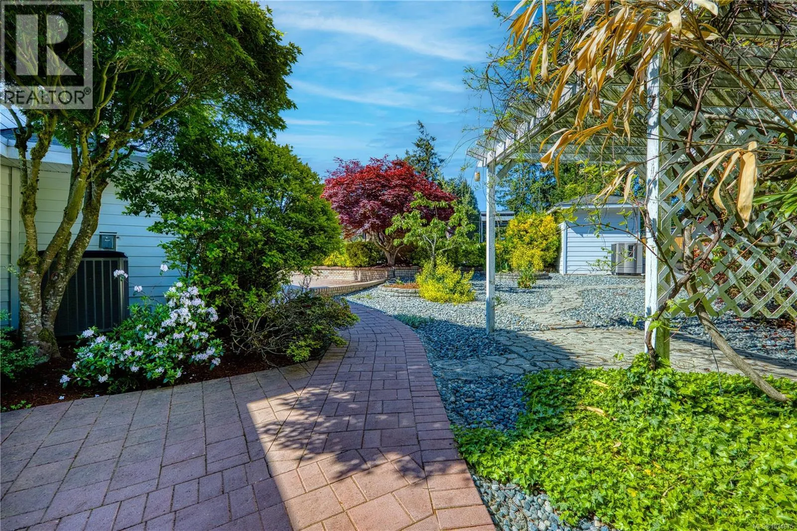 2315 Departure Bay Rd