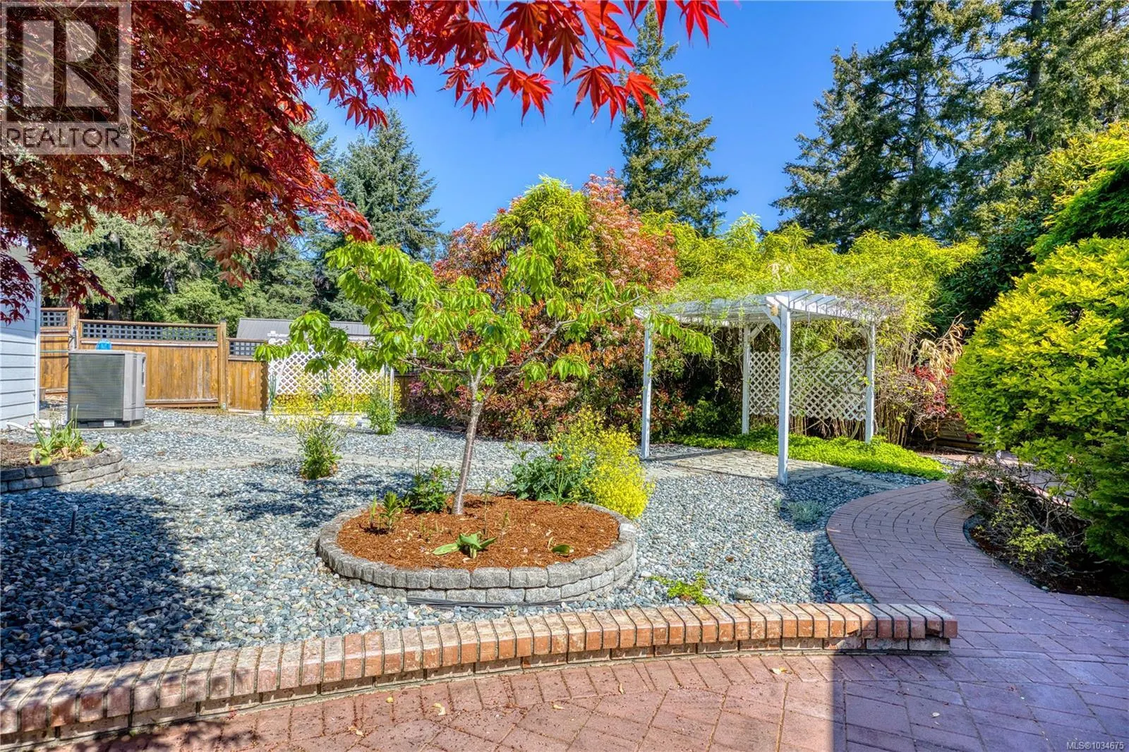 2315 Departure Bay Rd