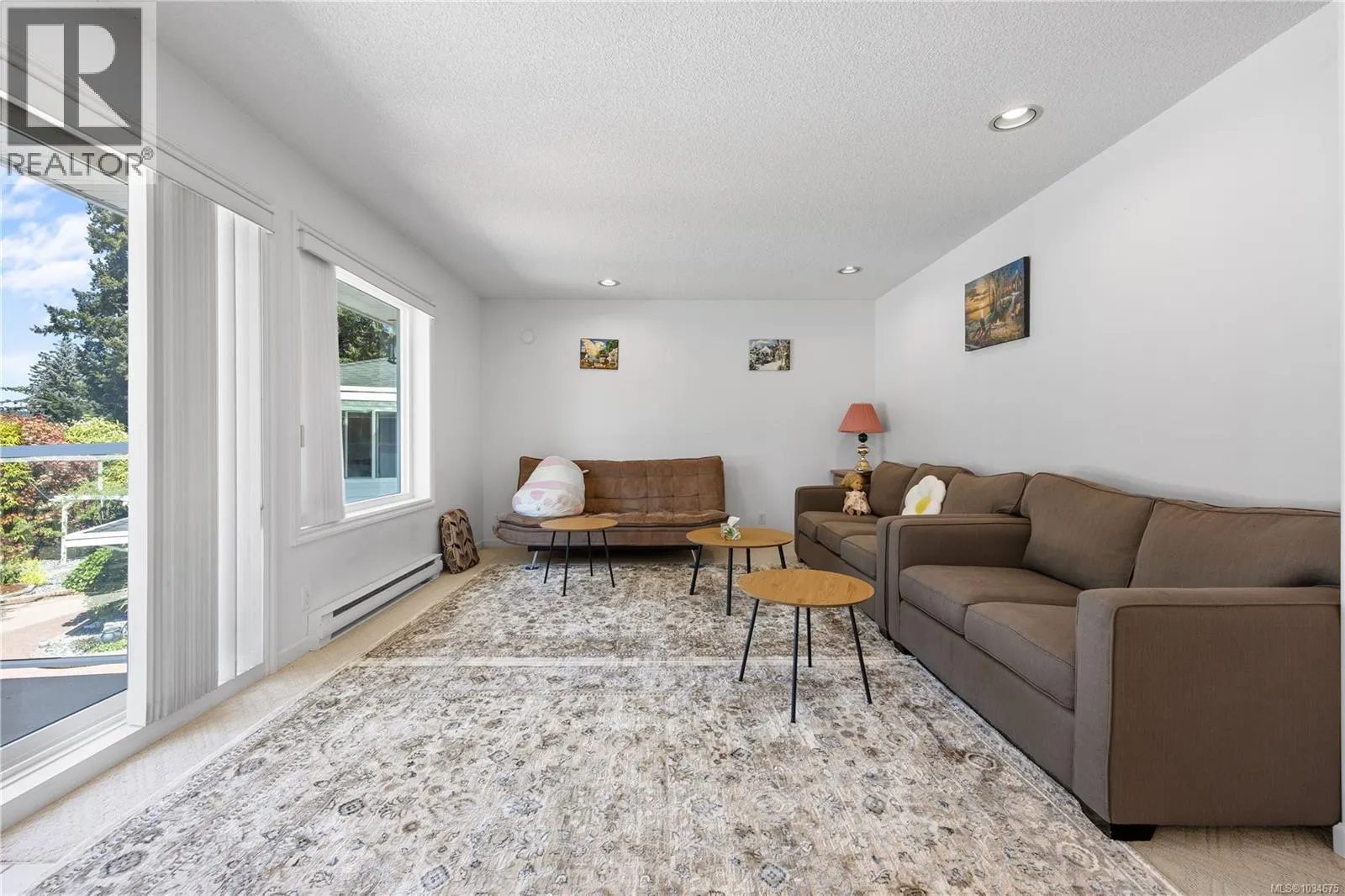 2315 Departure Bay Rd