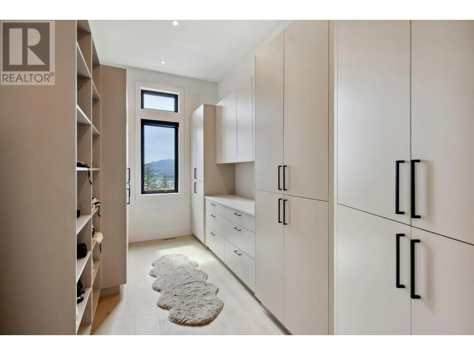 1561 Cabernet Court