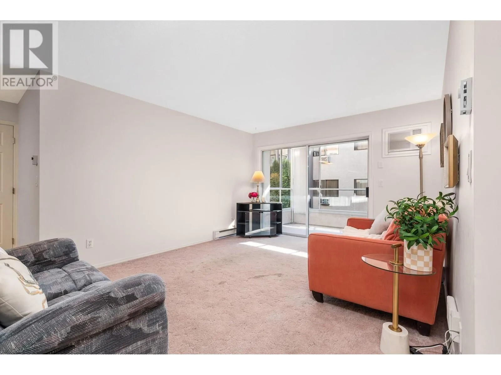 3609 30 Avenue Unit# 209