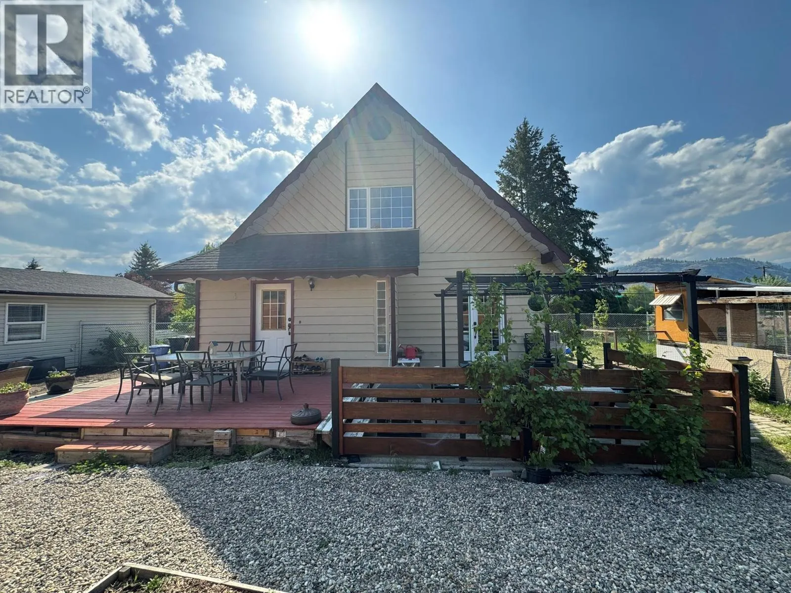 7137 TUCELNUIT Drive