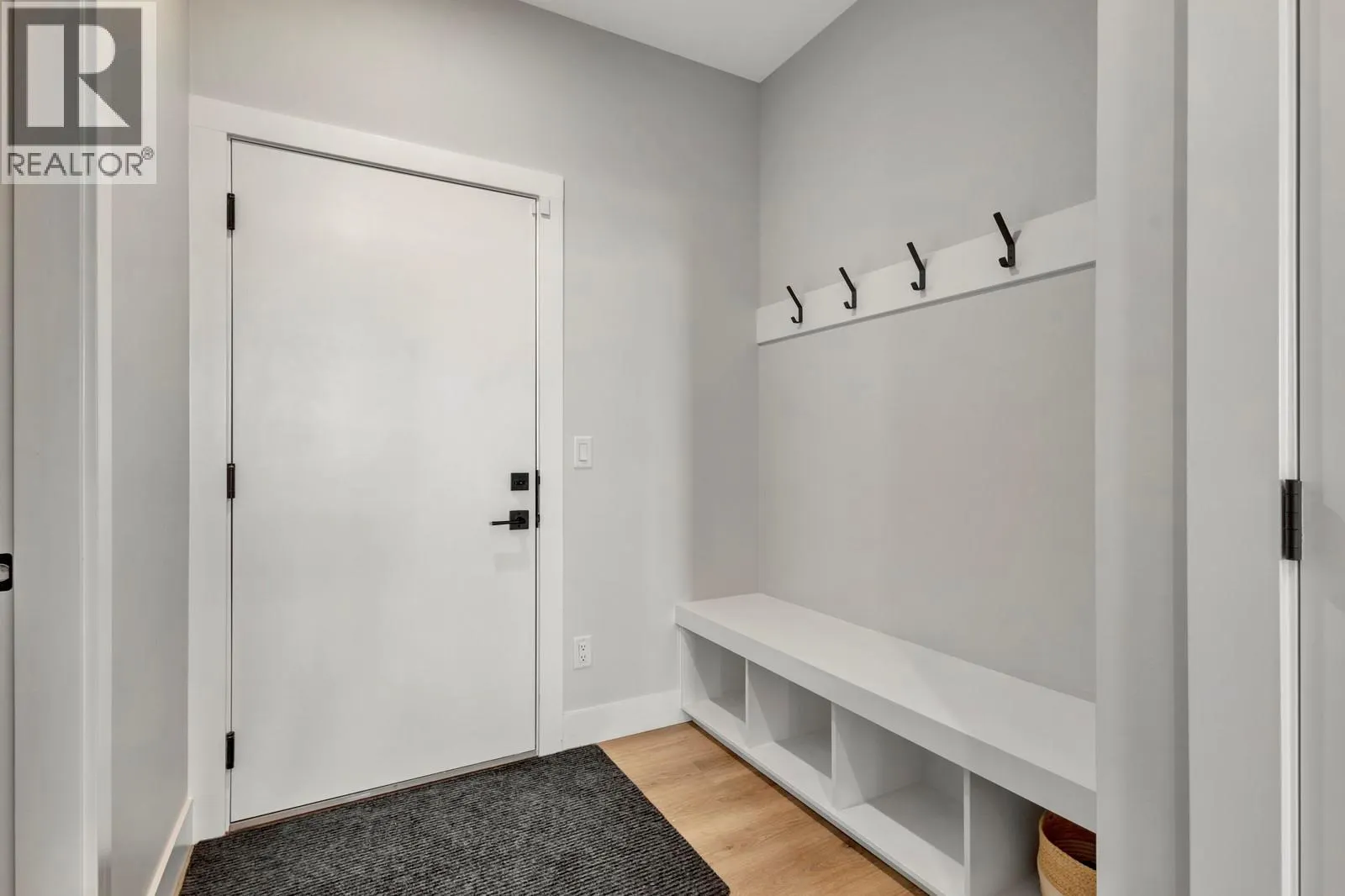 1131 Collinson Court