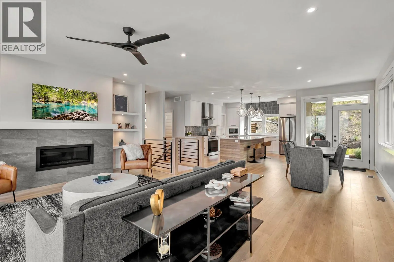 1131 Collinson Court