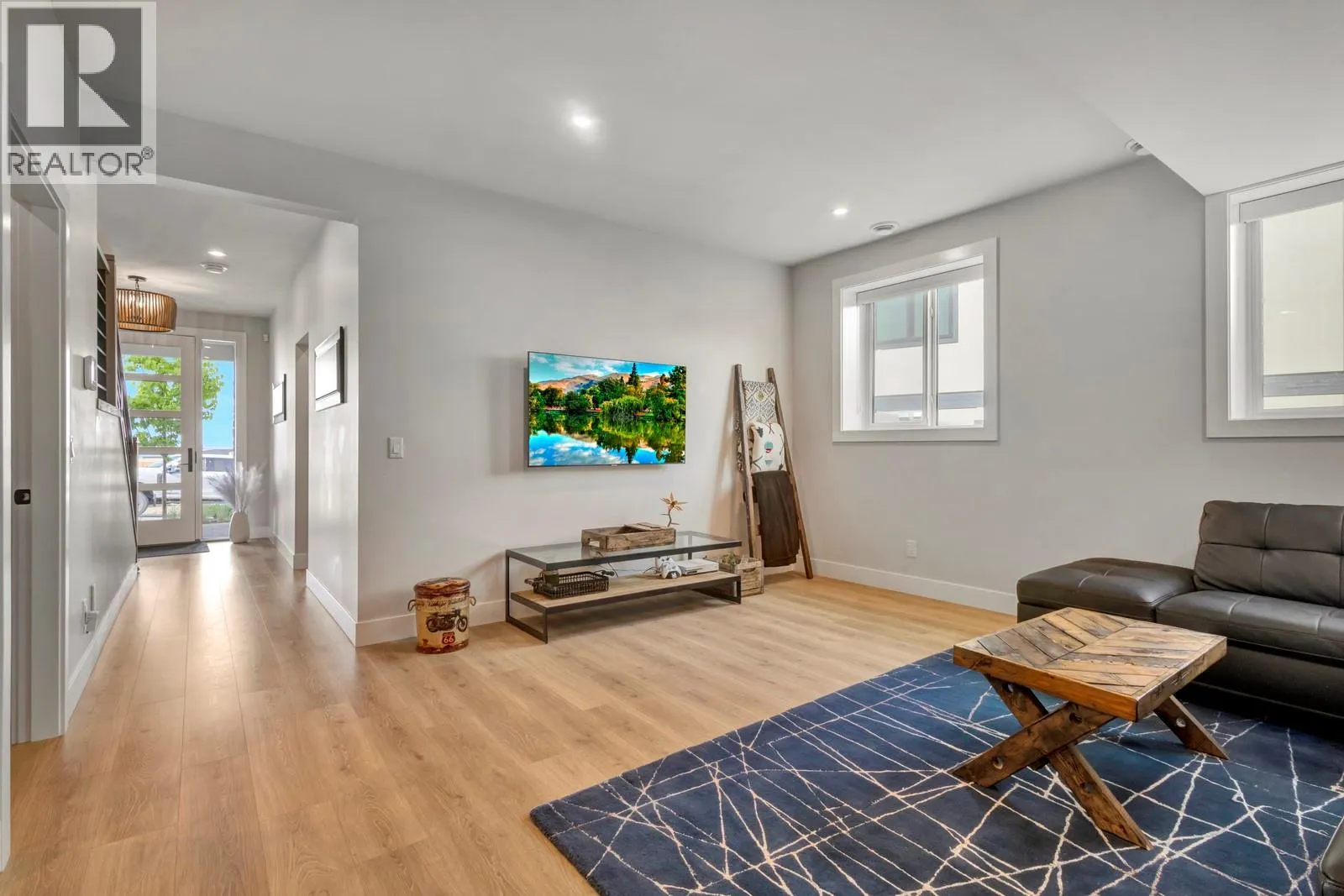 1131 Collinson Court