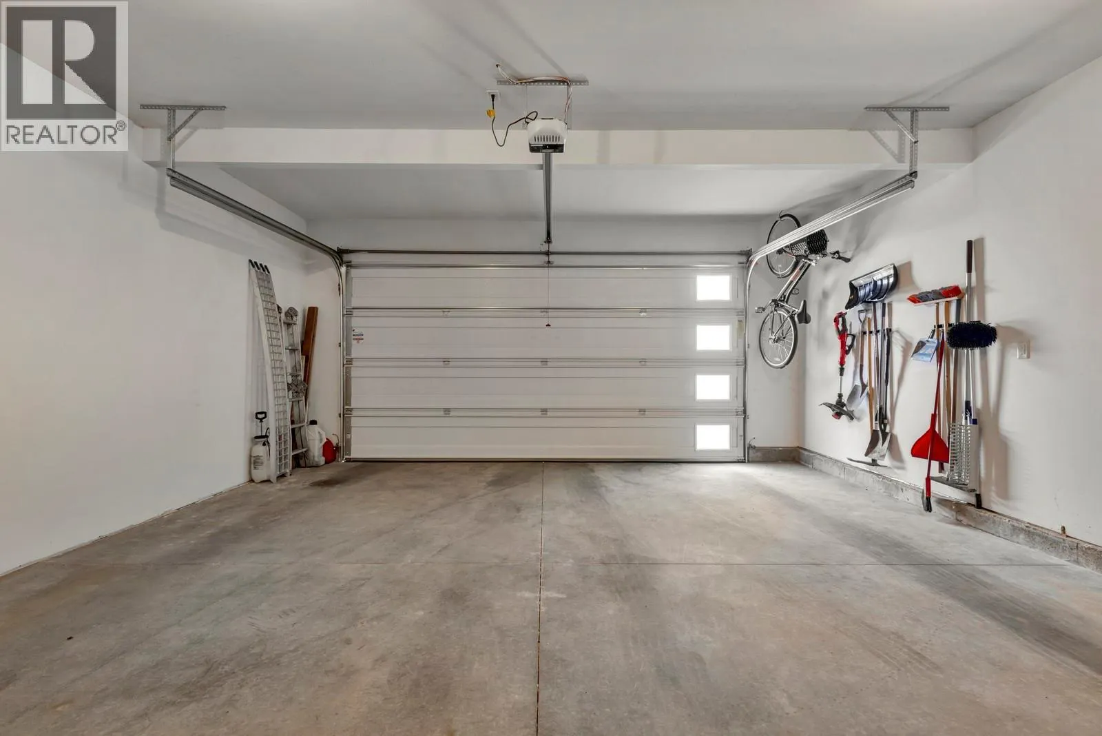 1131 Collinson Court